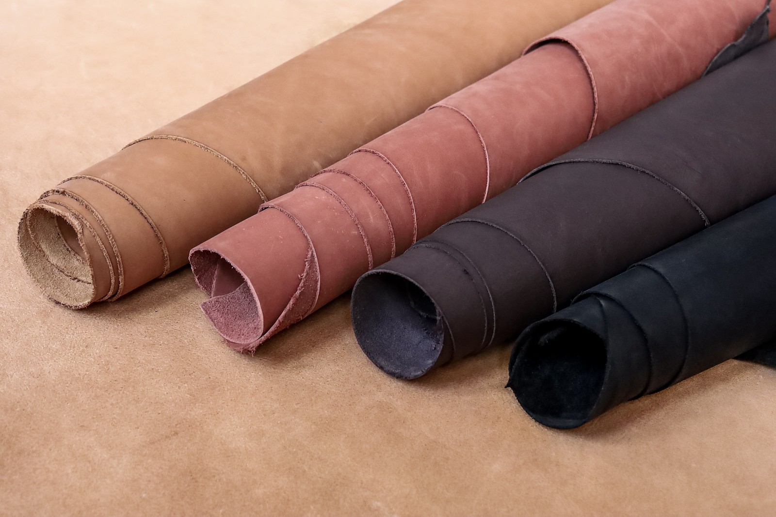 Couro Semicromo Rústico APC - Cor: Preto - 1.4/1.6 mm - MSul Couros