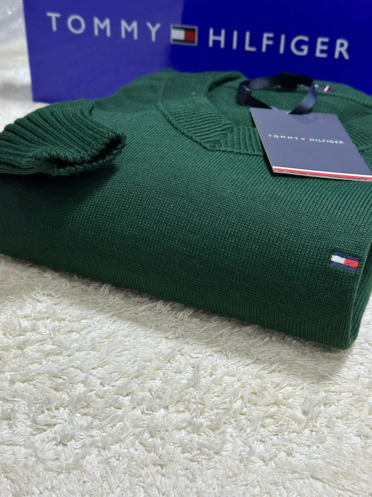Sueter tommy hilfiger verde hotsell