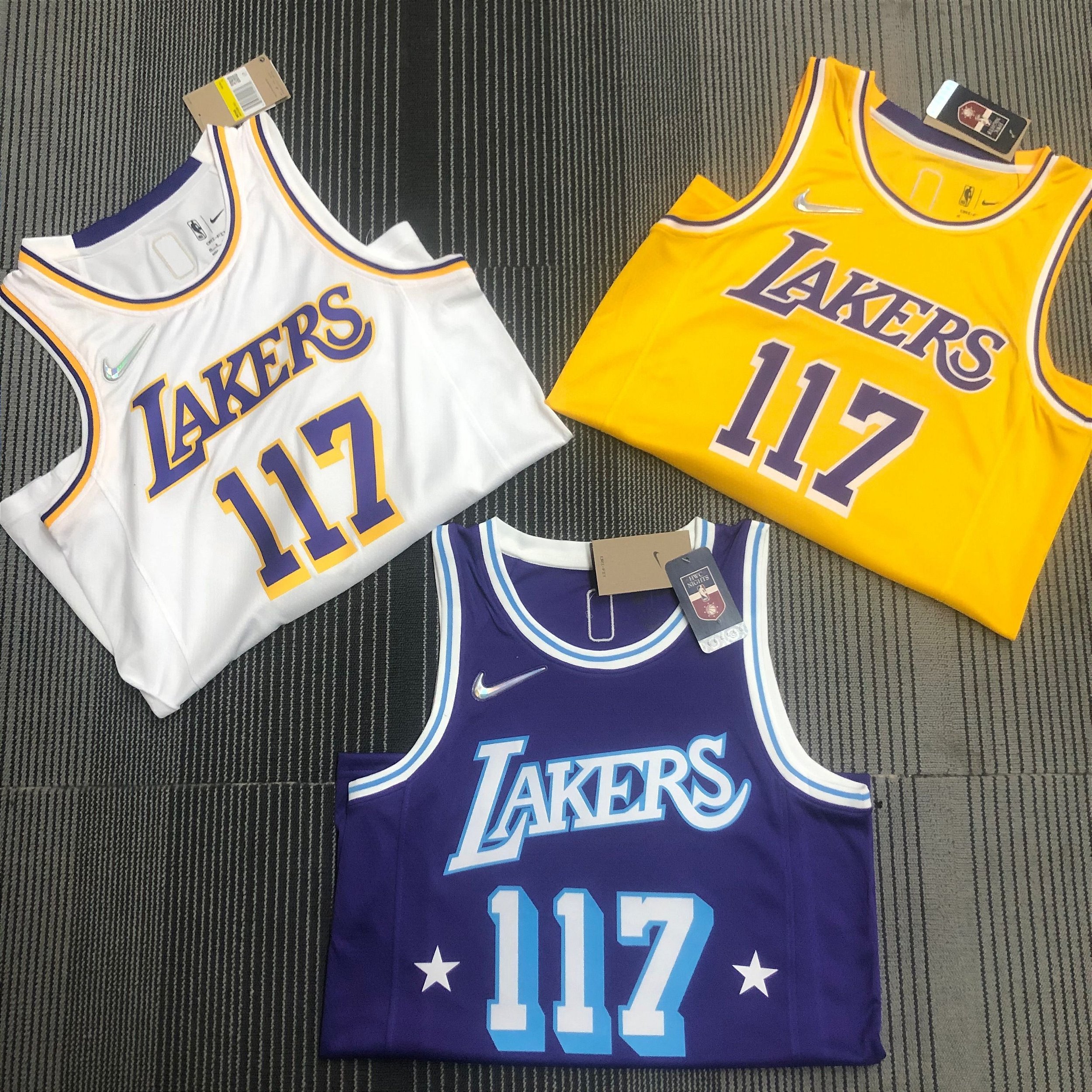 master chief lakers jersey