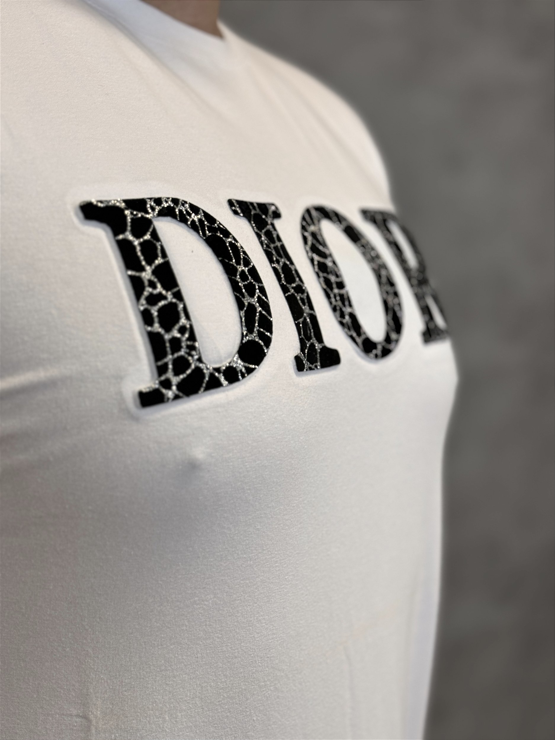 Camiseta Dior - HENRALI STORE