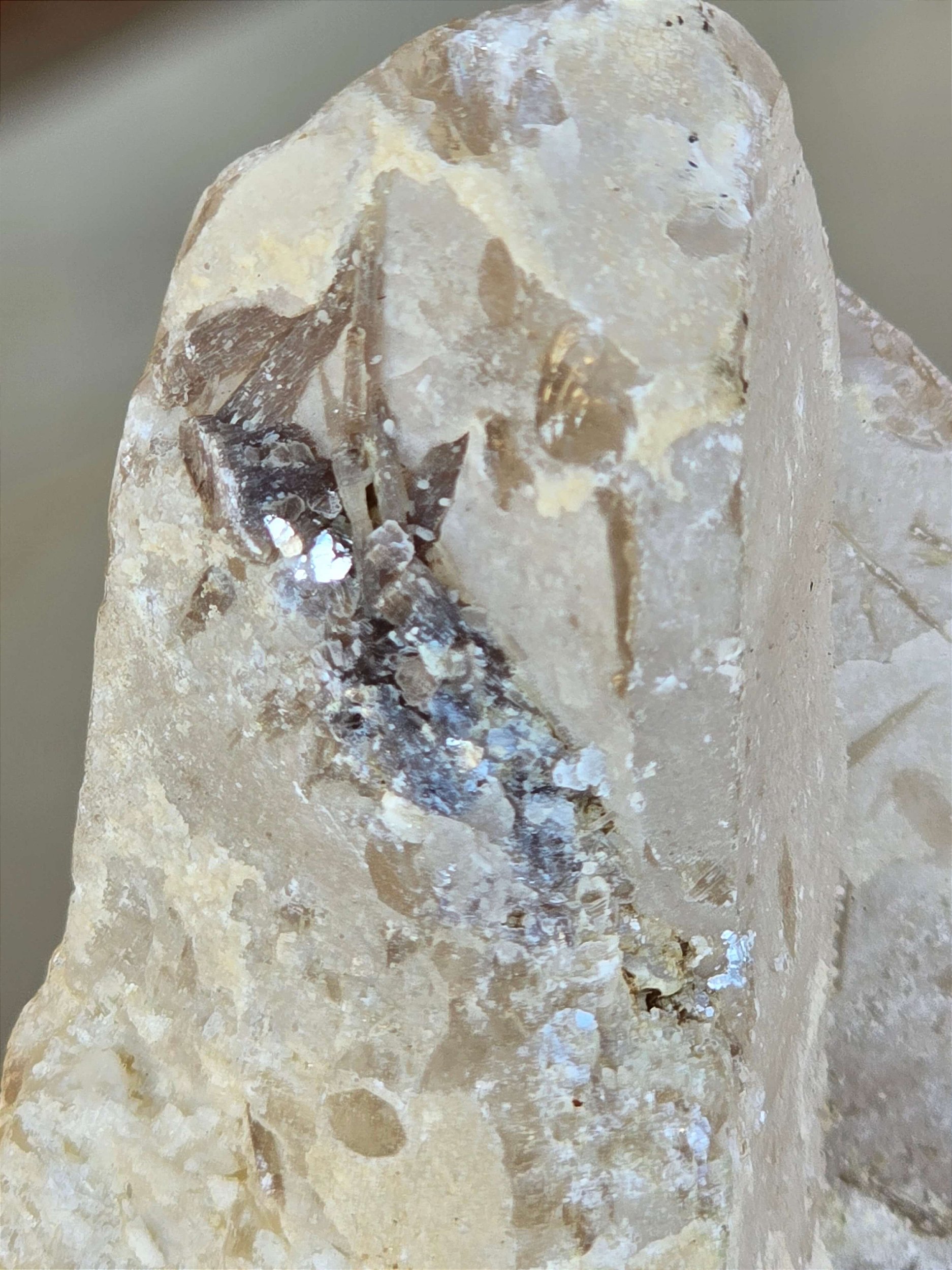 Biterminado de Quartzo com Lítio Elestial Autocurado Atlante com