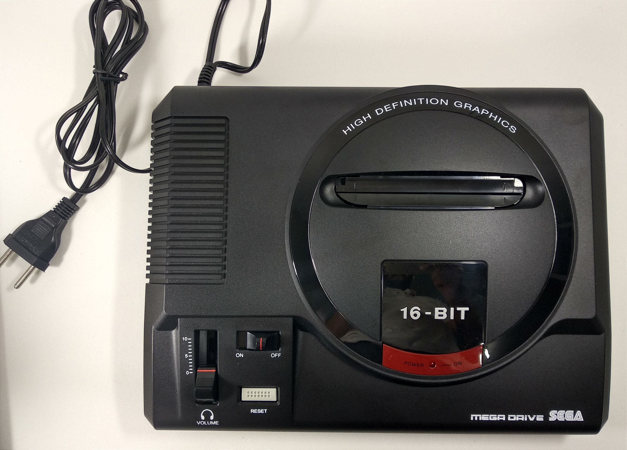 Novo Mega Drive Tectoy Controles E Jogos Na Mem Ria Sebo Dos Games Games Antigos