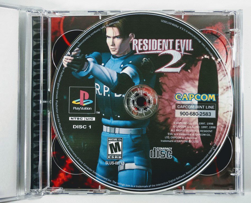 Resident Evil 2 [REPLICA] - PS1 ONE - Sebo dos Games - Games Antigos e ...