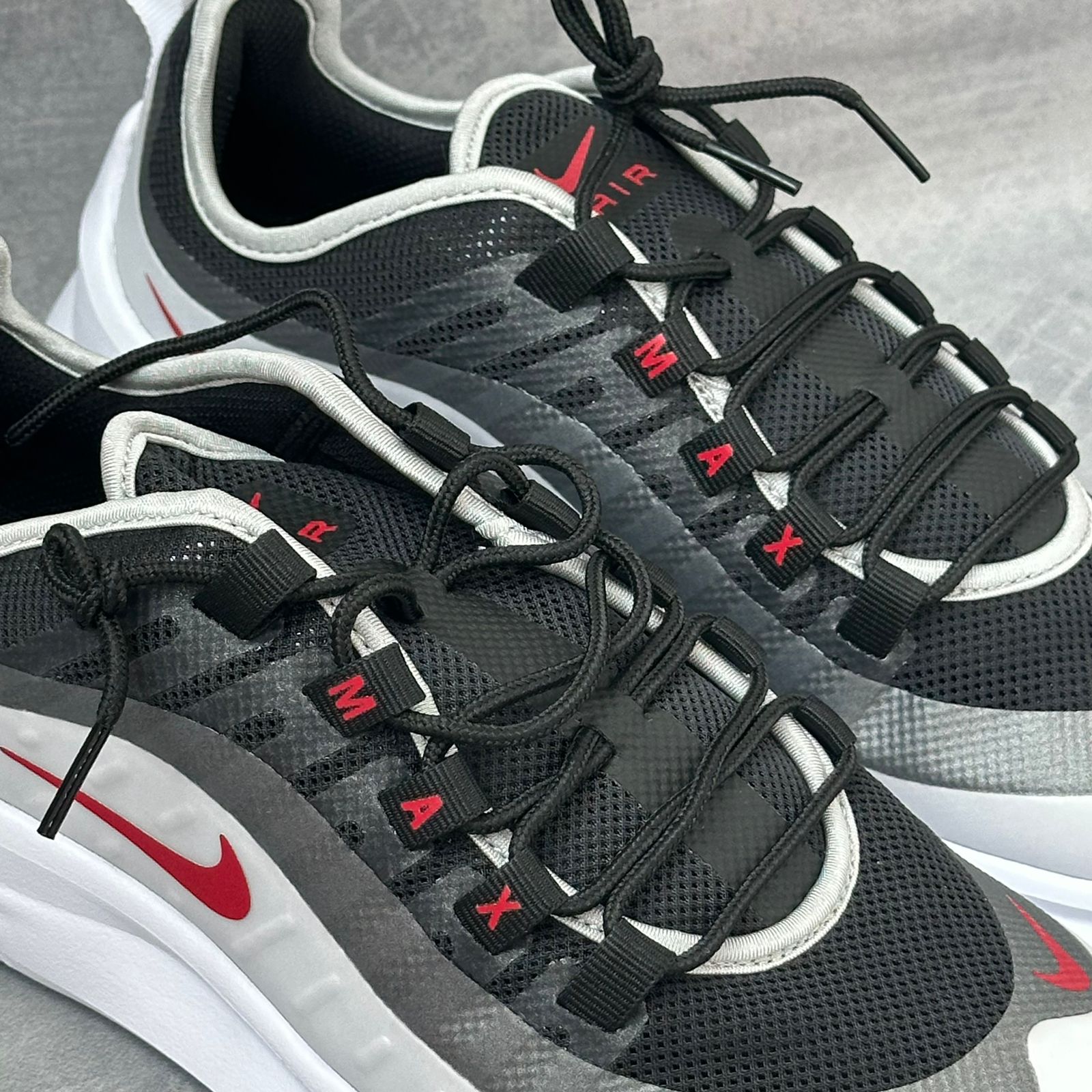 nike axis prem