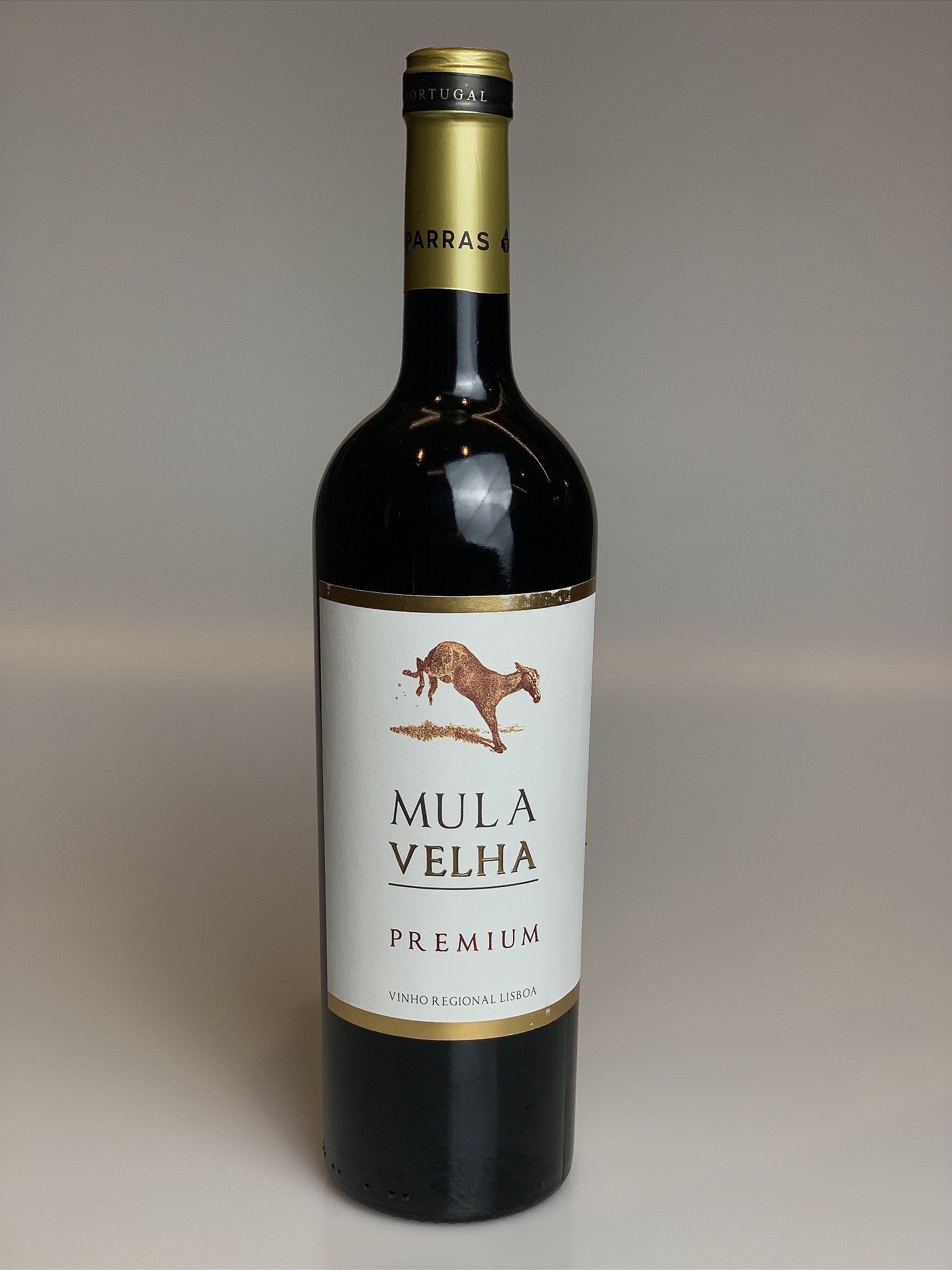Vinho Mula Velha Premium Tinto 750ml - Aldeias D\'Porto - A sua nova  mercearia portuguesa favorita!
