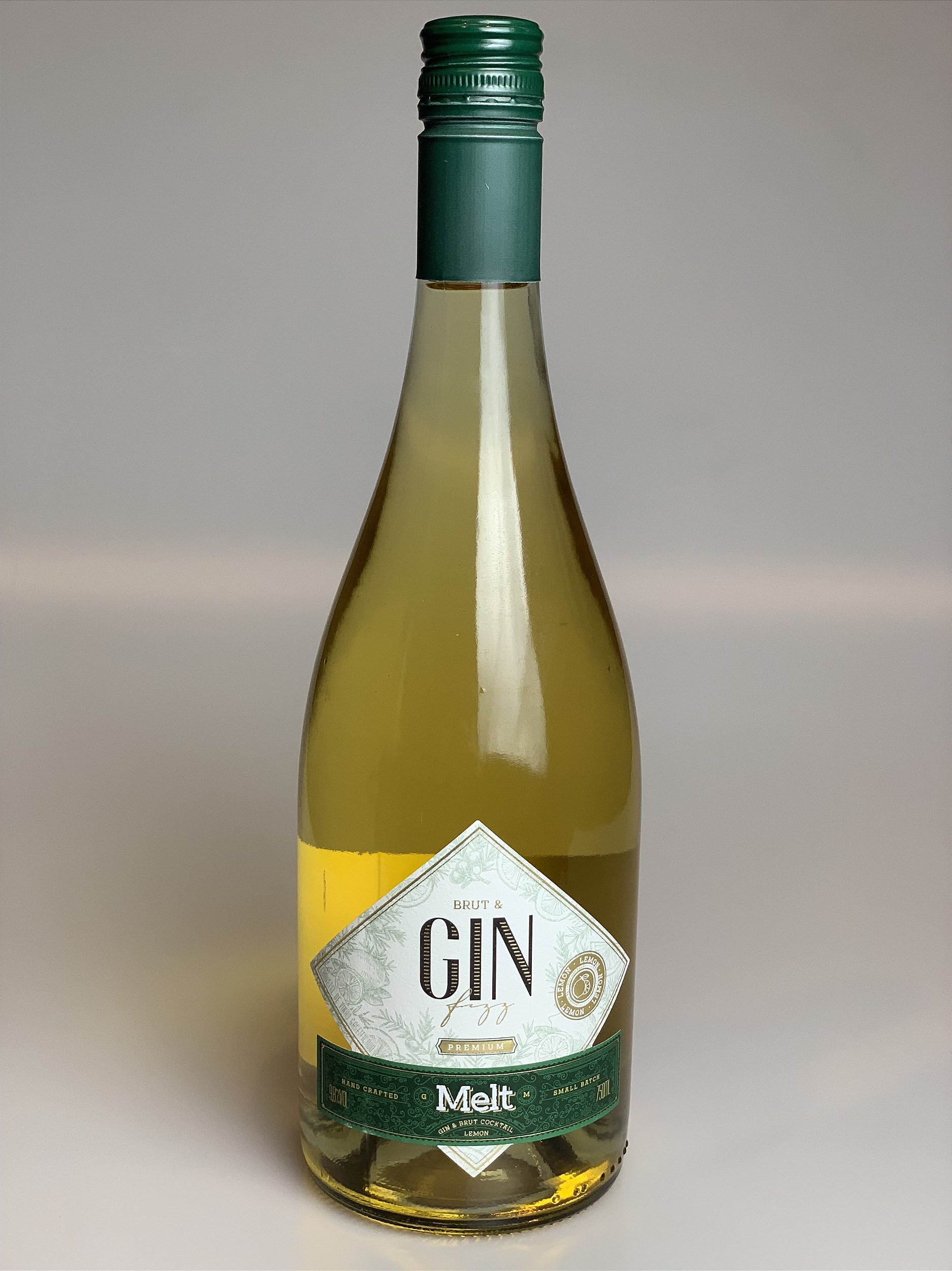 Melt Gin Fizz Brut Lemon 750ML - Aldeias D'Porto - A sua nova mercearia  portuguesa favorita!
