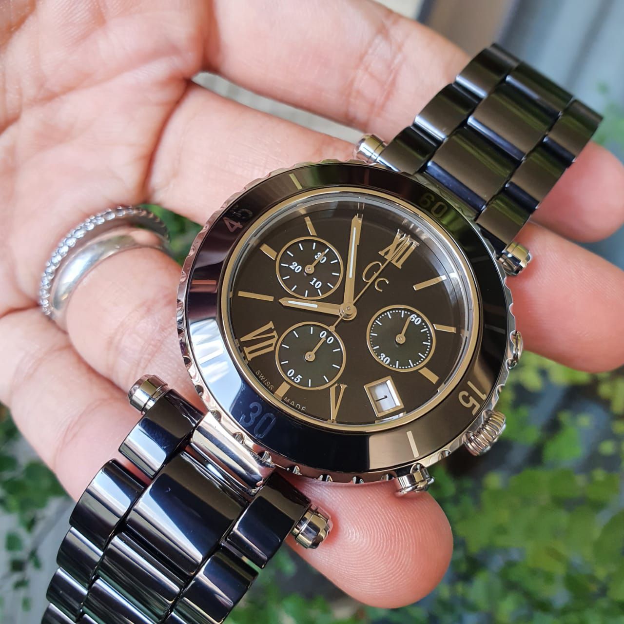 Relógio Masculino Guess Swiss Made G43001M2 Cronógrafo - Altarelojoria  relógios originais invicta orient casio e muito mais.