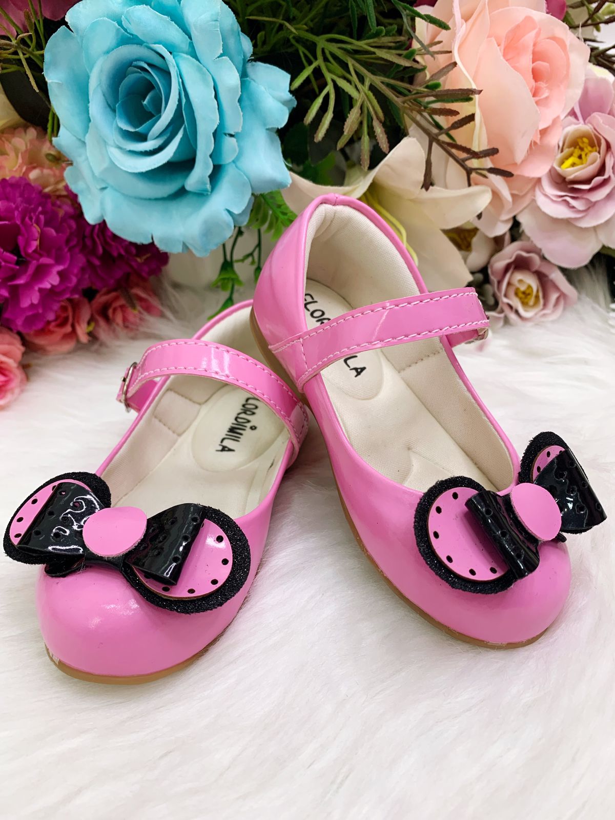 Sapatinho de hotsell luxo tenis unicornio