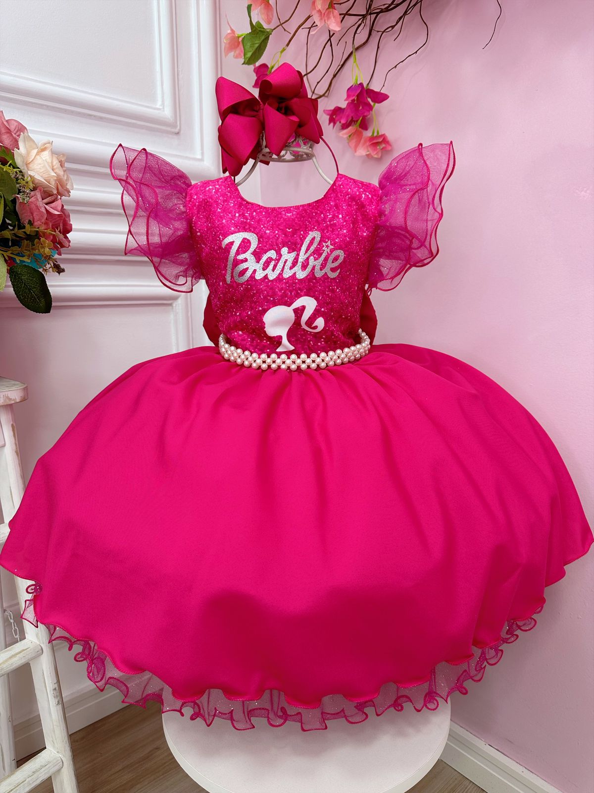 Vestido Infantil Barbie Rosa Aplique Laço - Fabuloso Ateliê