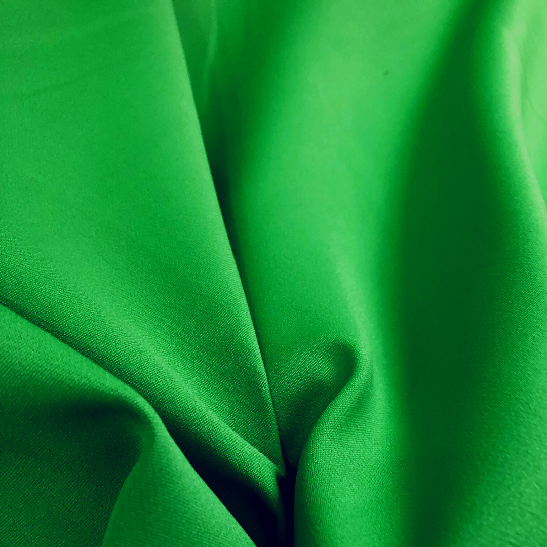 Crepe Alfaiataria New Look Estampado - Xadrez Verde - 1,50m de Largura -  Tiradentes Têxtil - Sua melhor opção em tecidos online