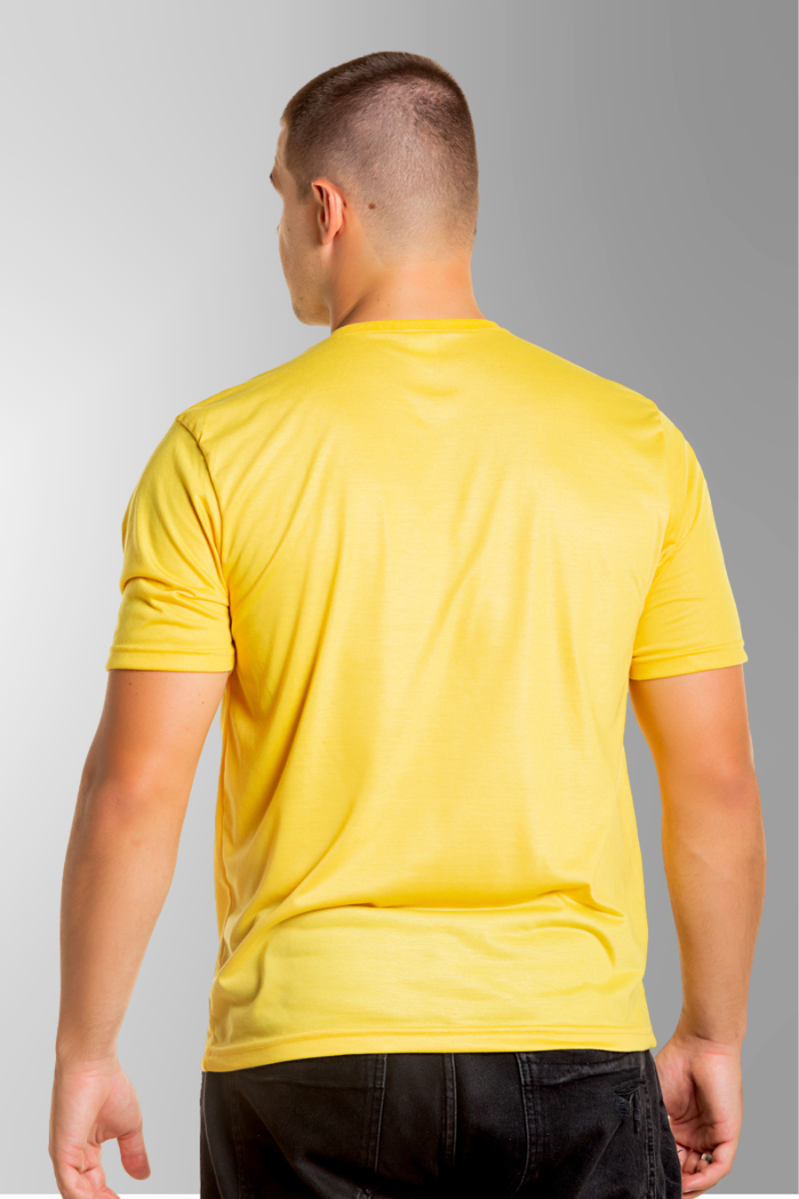 Camiseta Amarela Nas Costas