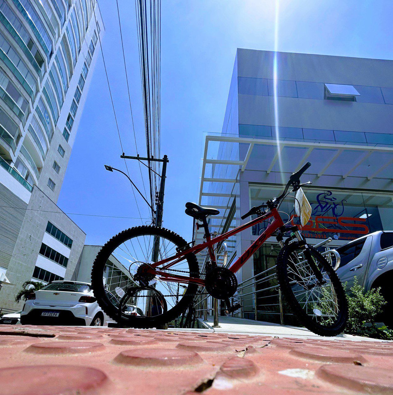 Bicicleta aro 26 da grau vermelha