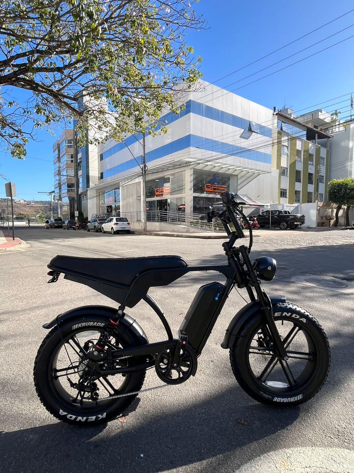 BICICLETA ELÉTRICA AUTOPROPILIDO INOW MODELO V8 MAX 1000W AUTONOMIA ...