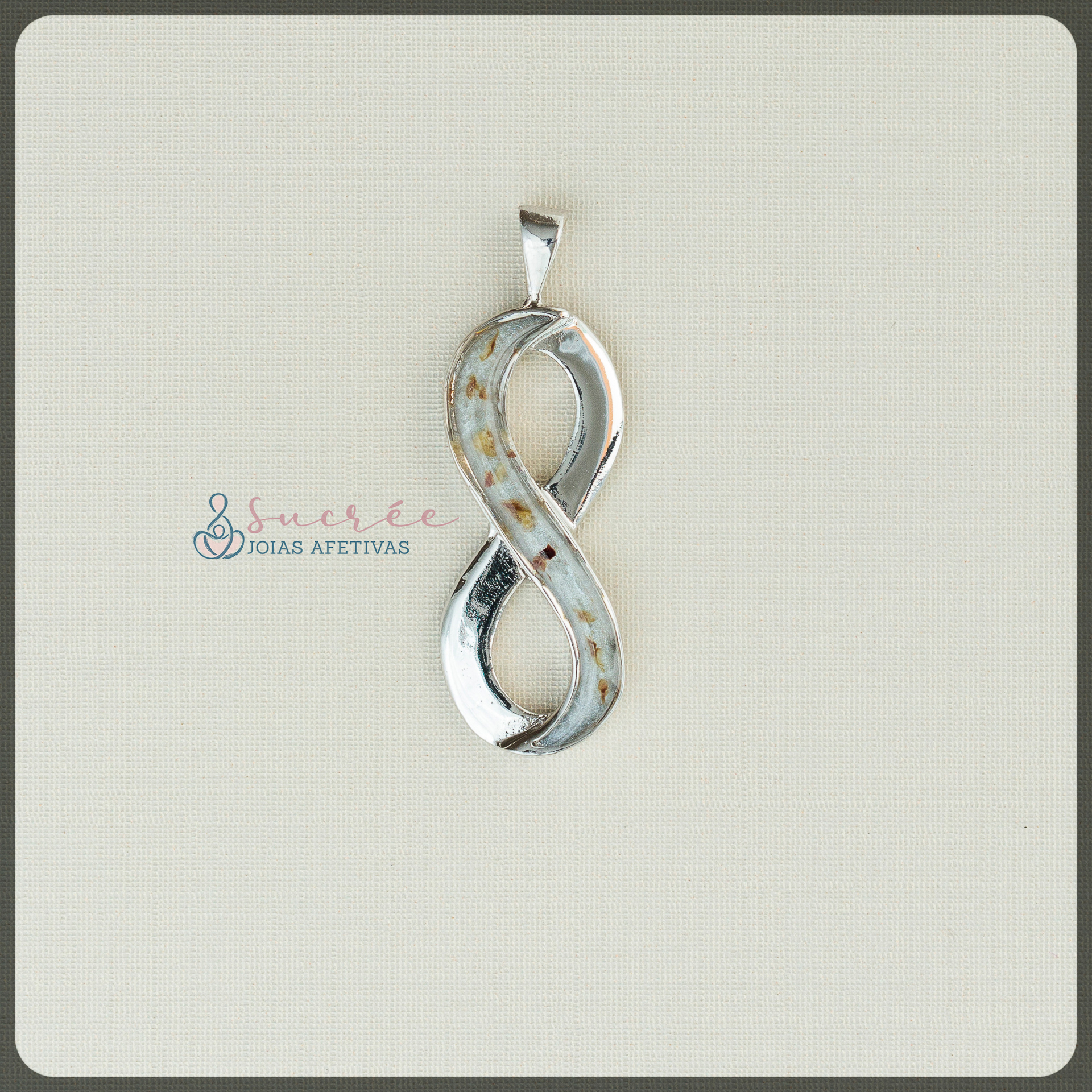 Pingente Infinito Vertical Ouro - Sucrée Joias Afetivas