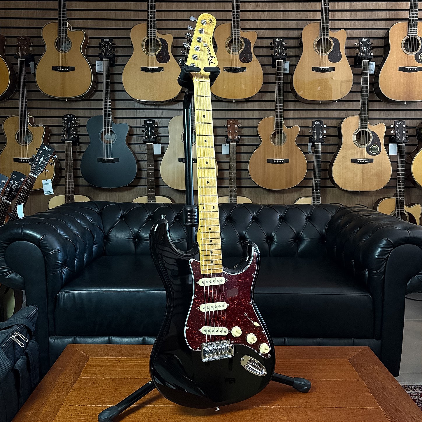 Guitarra Tagima TG-530 Strato SSS Preta - Guitar Shop CE | Loja de ...