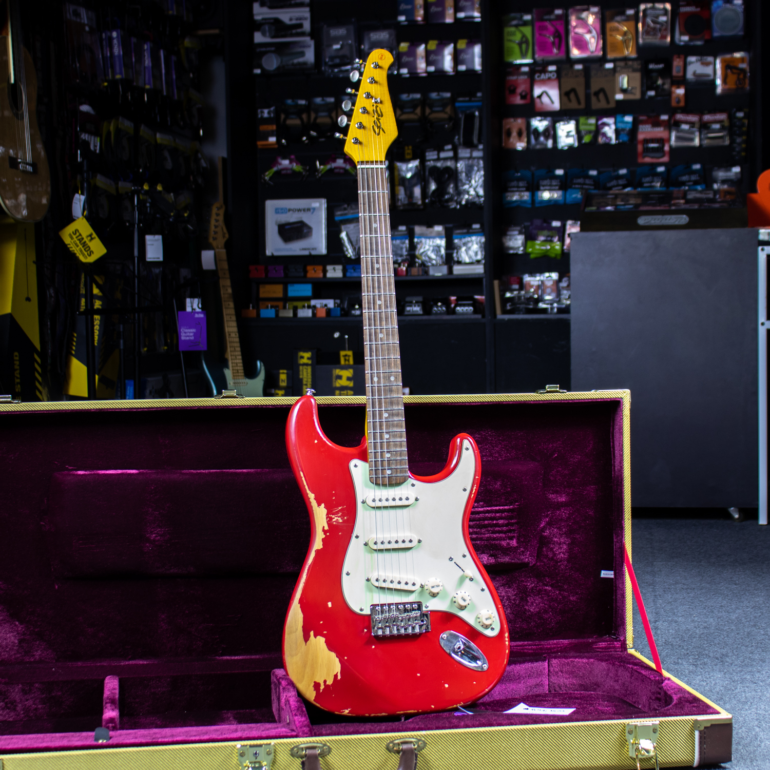 Guitarra Seizi Shinobi Relic Fiesta Red c/ Case - Guitar Shop CE