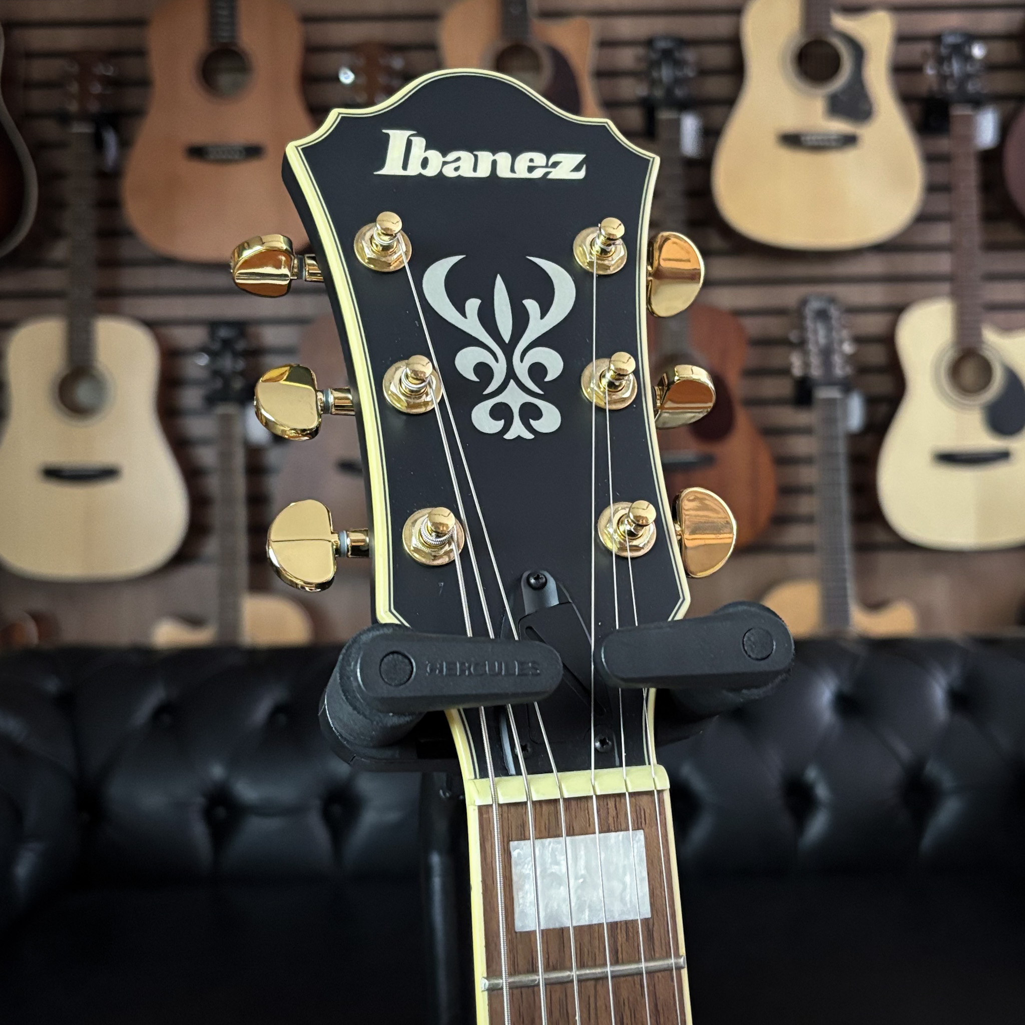 Guitarra Ibanez AS73G BKF Black Flat - semi hollow - Guitar Shop