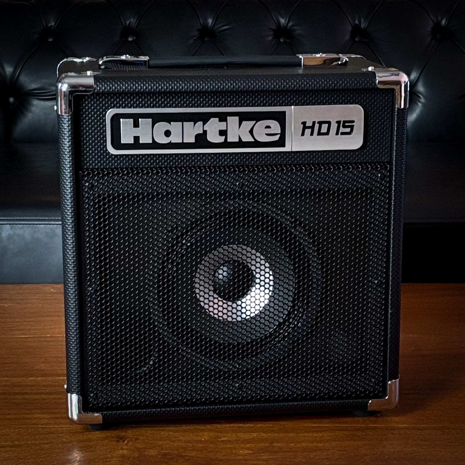 Amplificador Hartke HD15 - Combo para Baixo 15W 1x6,5