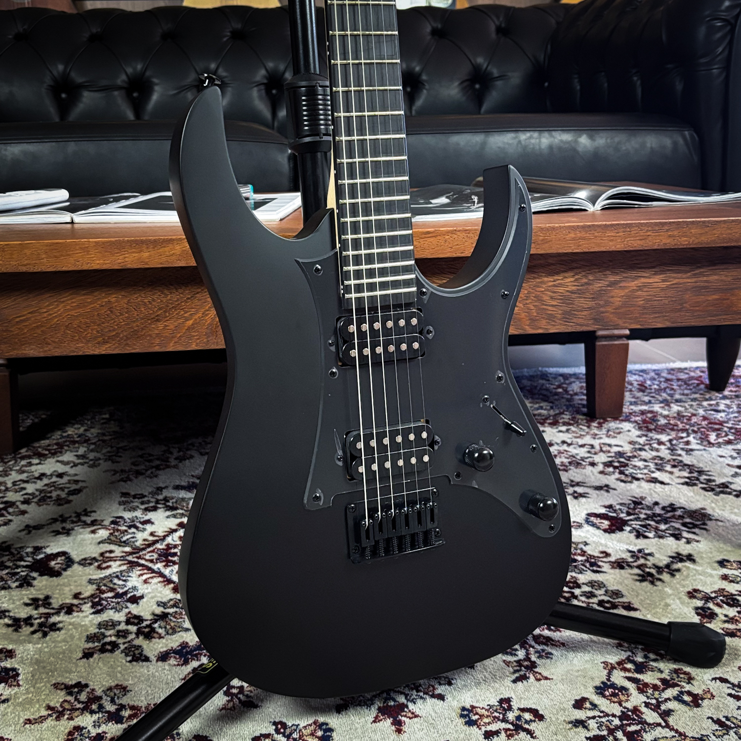 Guitarra Ibanez Gio GRGR131EX-BKF Black Flat - Guitar Shop CE