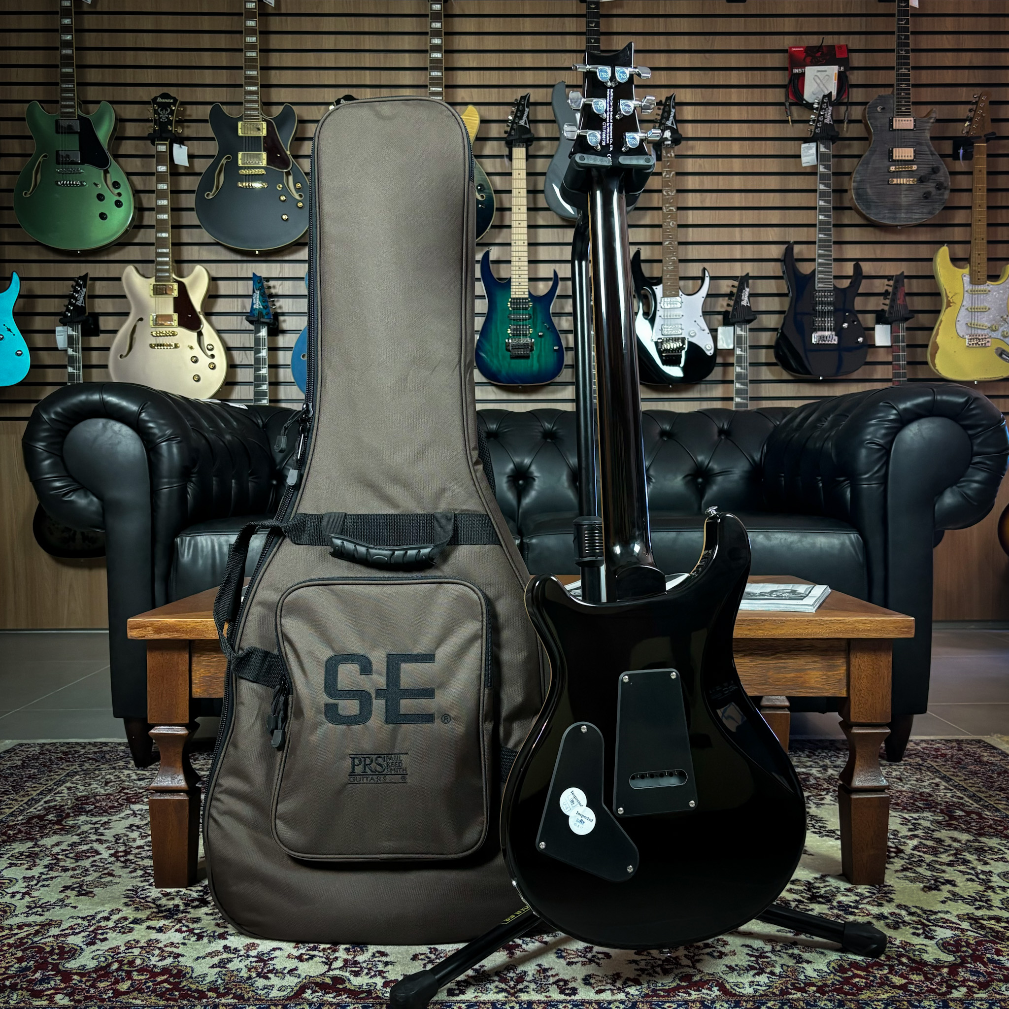 Guitarra PRS SE Custom 24 Black Gold Burst com Bag - Guitar Shop