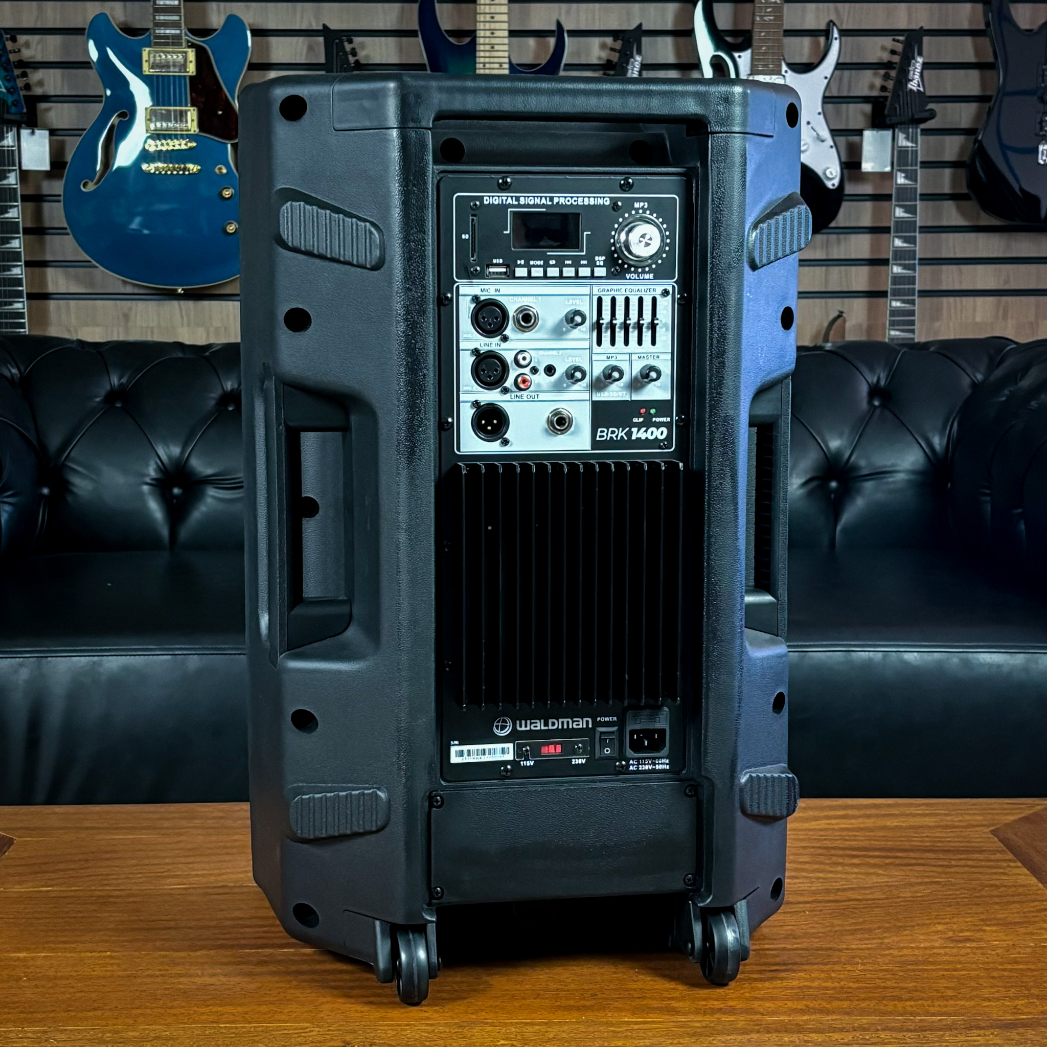 パナソニックHC-X1500＋VW-HU1＋マイクECM-MS2＋バッテリ2個 Caixa Ativa Waldman Brick 1400 12