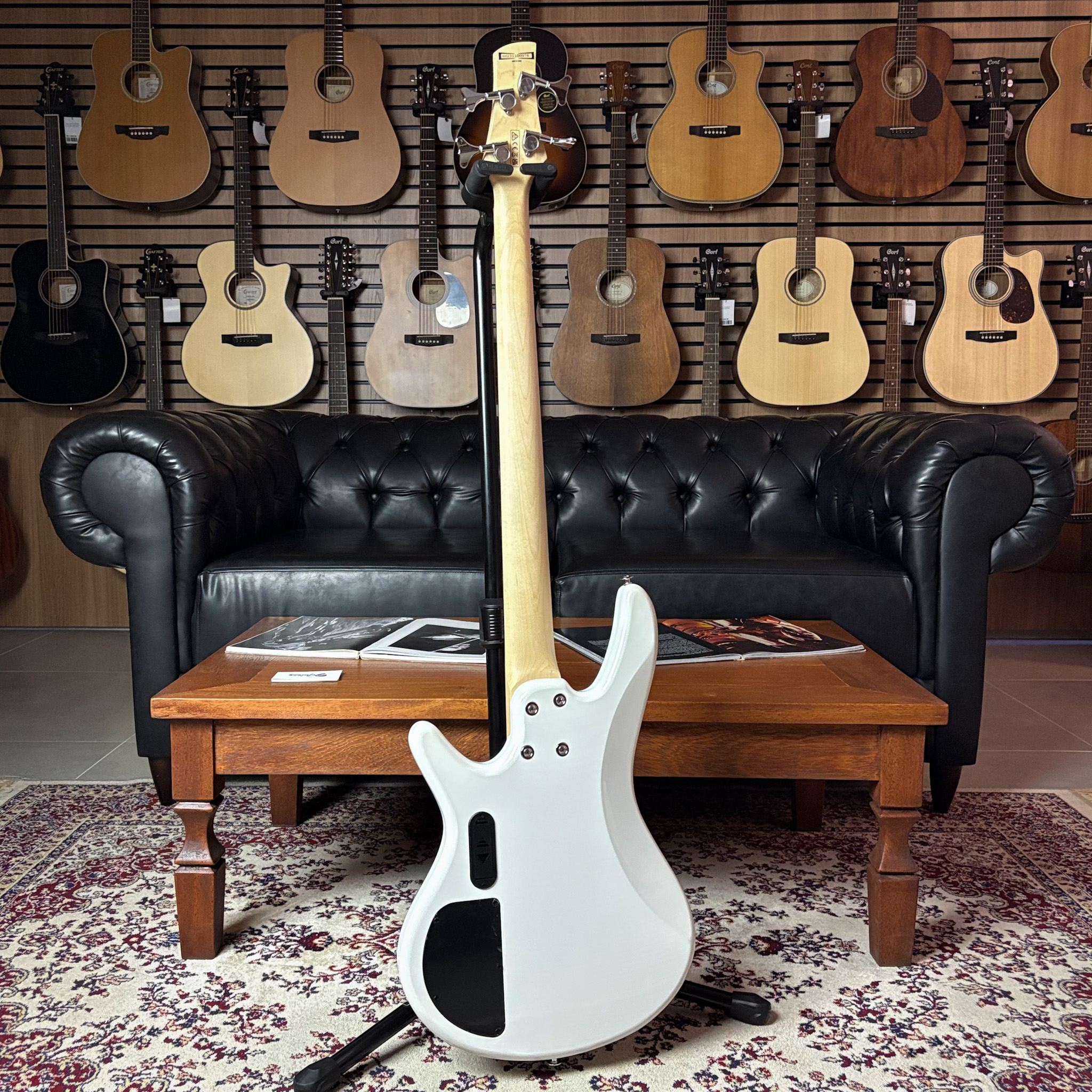 Baixo 4 Cordas Ibanez GIO GSR200 PW Pearl White - Guitar Shop CE