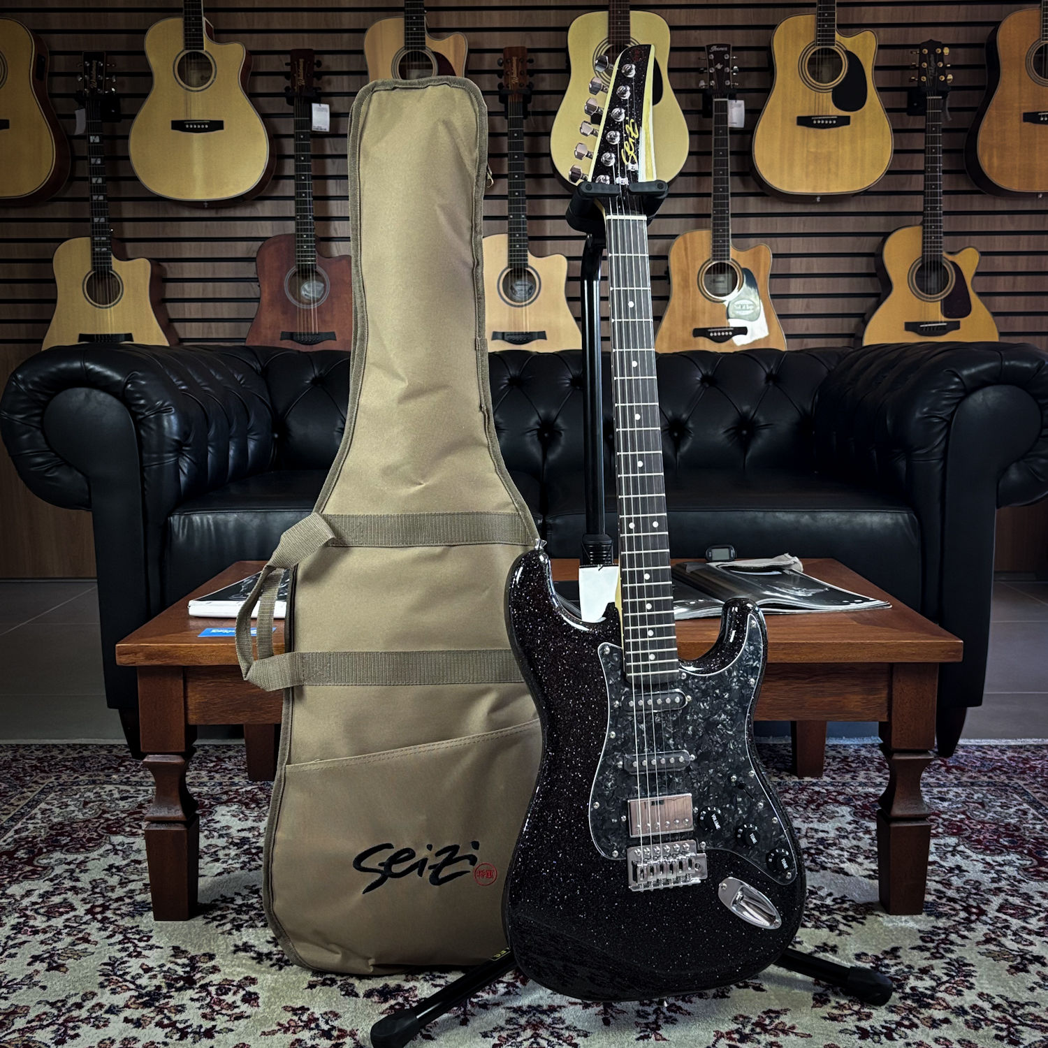 Guitarra Seizi Fun Katana Musashi Midnight Black Sparkle PH c/ Bag