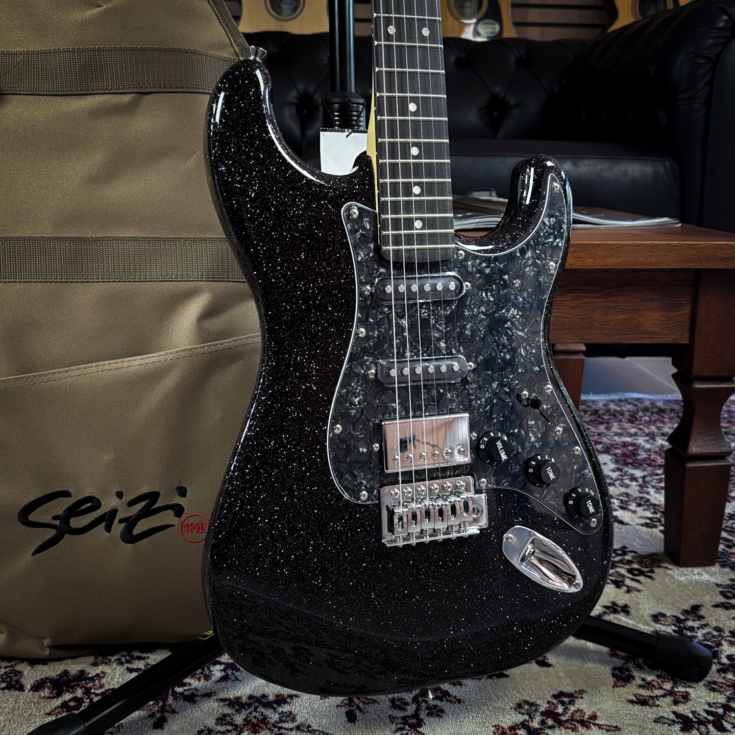 Guitarra Seizi Fun Katana Musashi Midnight Black Sparkle PH c/ Bag