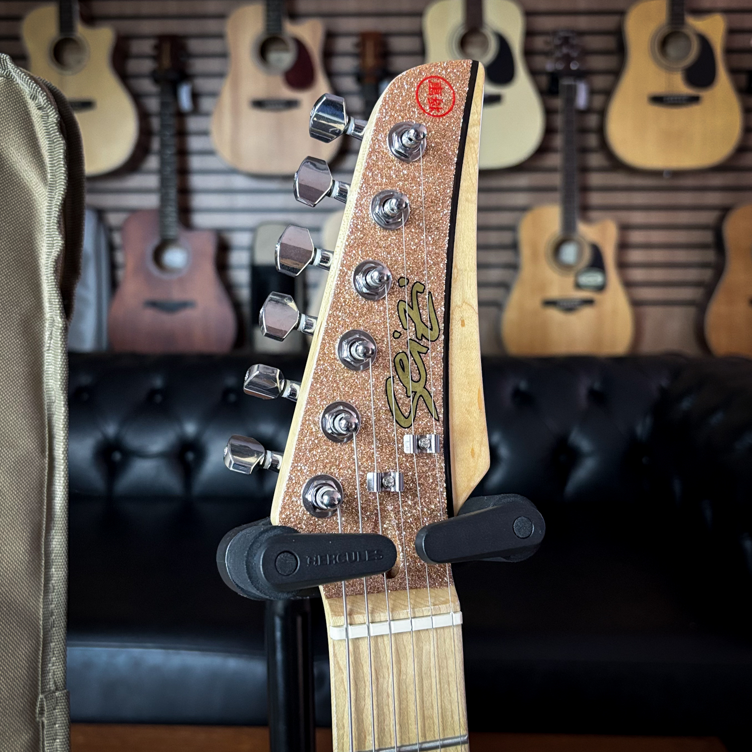 Guitarra Seizi Fun Katana Musashi Desert Gold Sparkle Maple c/ Bag