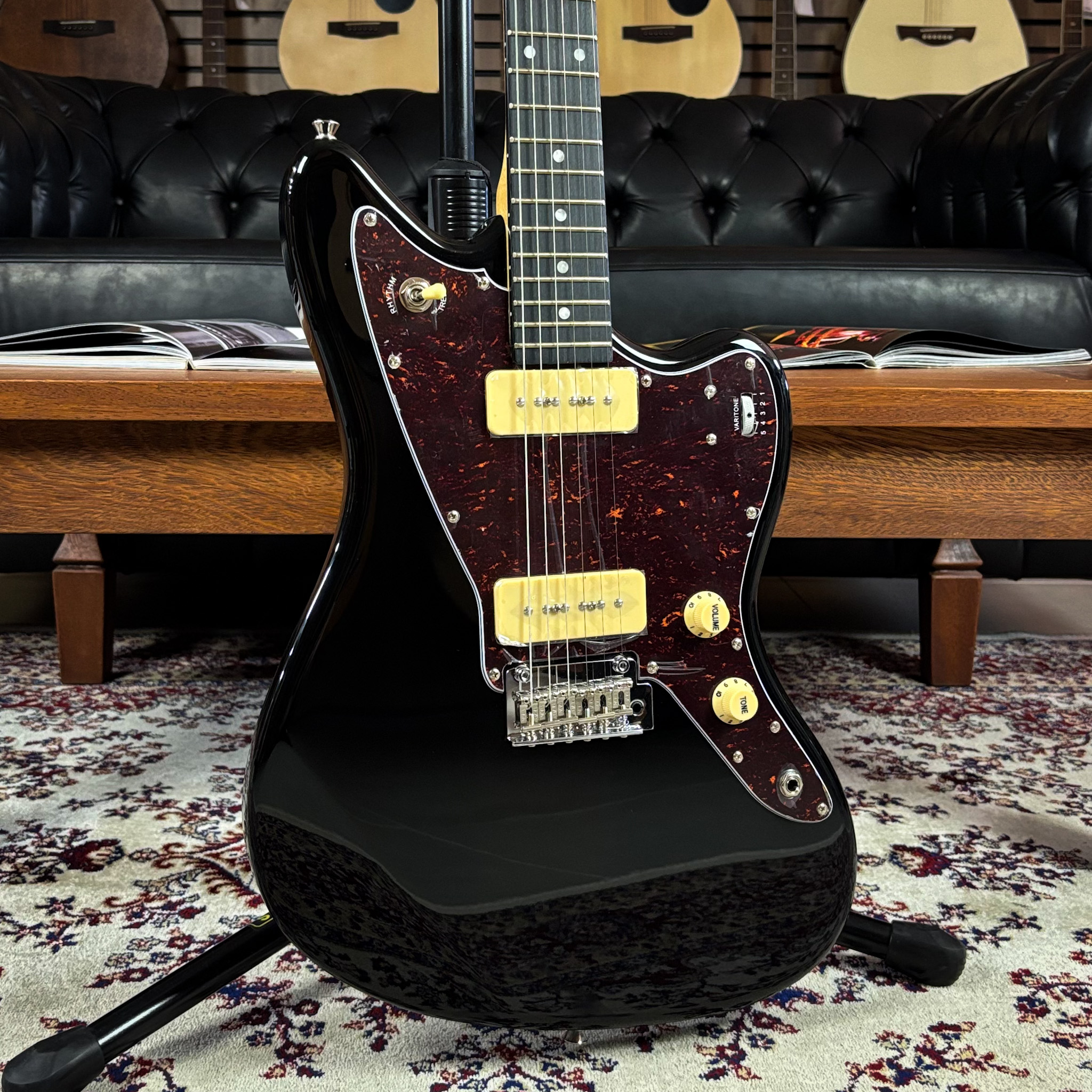 Guitarra Tagima TW-61 Jazzmaster Preta DF/TT - Guitar Shop CE