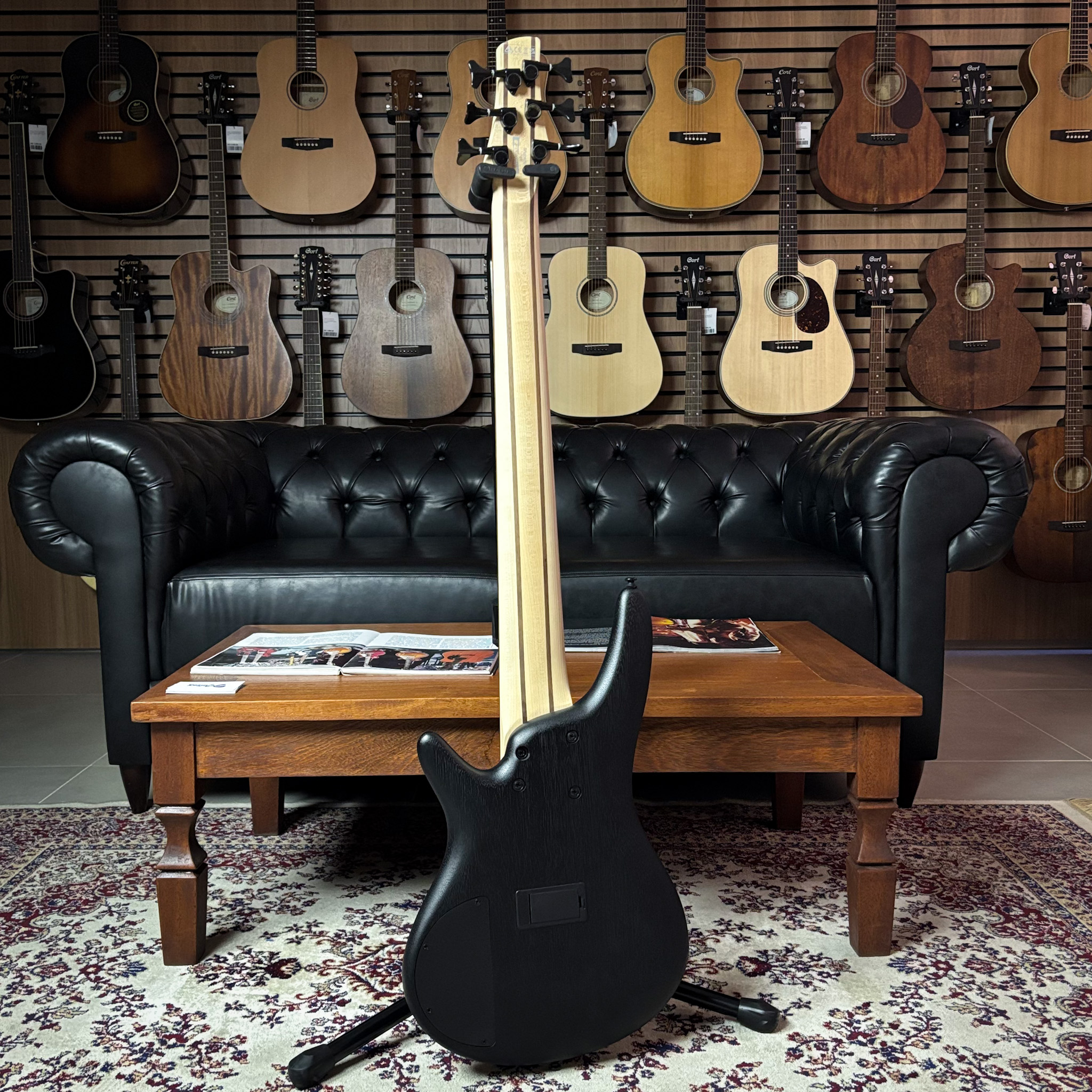 Baixo 6 Cordas Ibanez SR306EB WK Weathered Black - SR Series