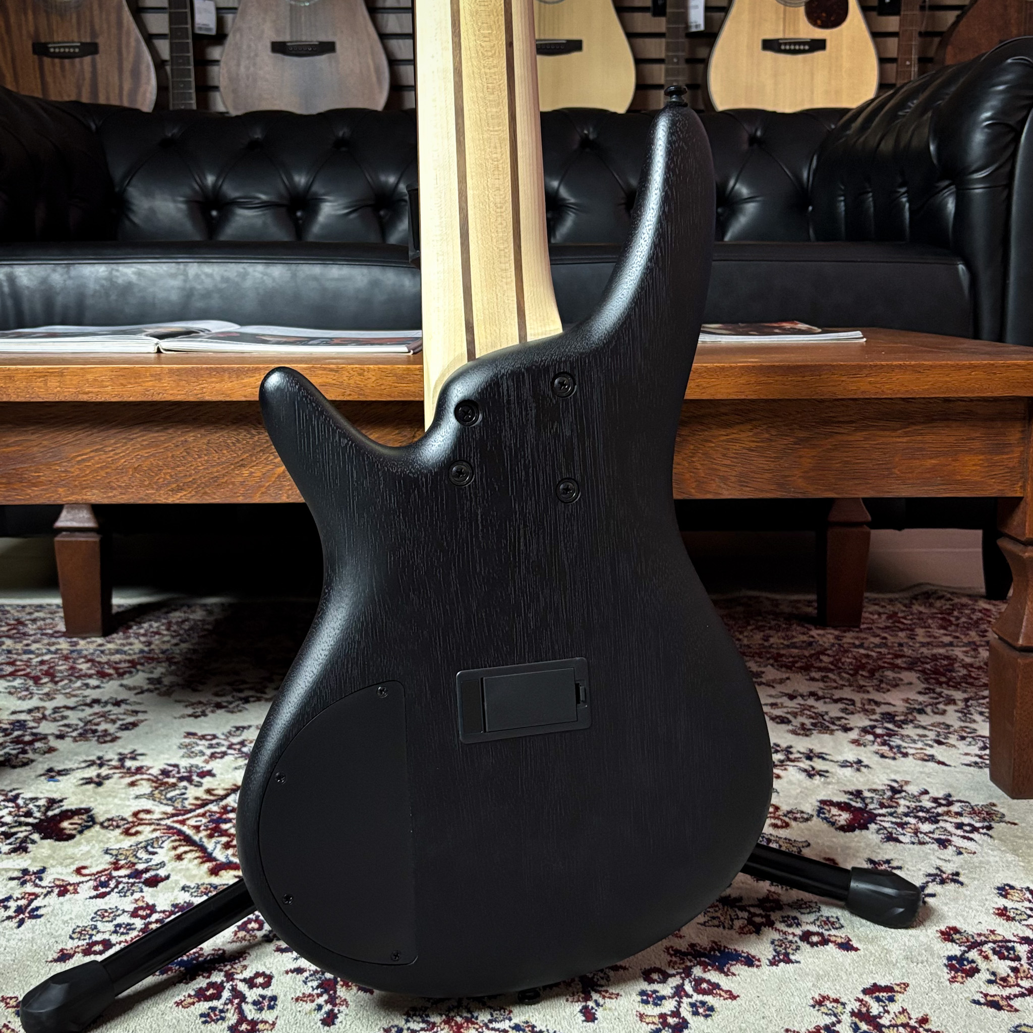 Baixo 6 Cordas Ibanez SR306EB WK Weathered Black - SR Series