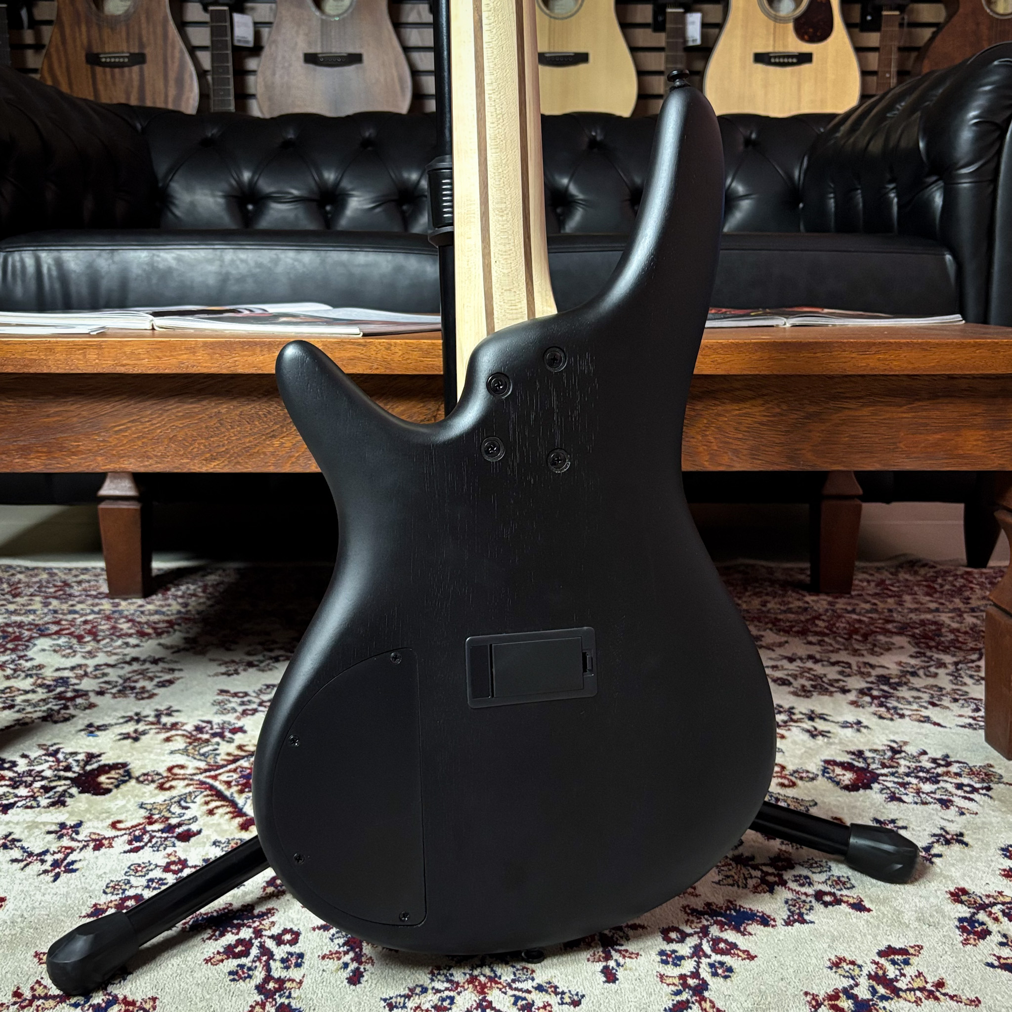 Baixo 4 Cordas Ibanez SR300EB WK Weathered Black - SR Series