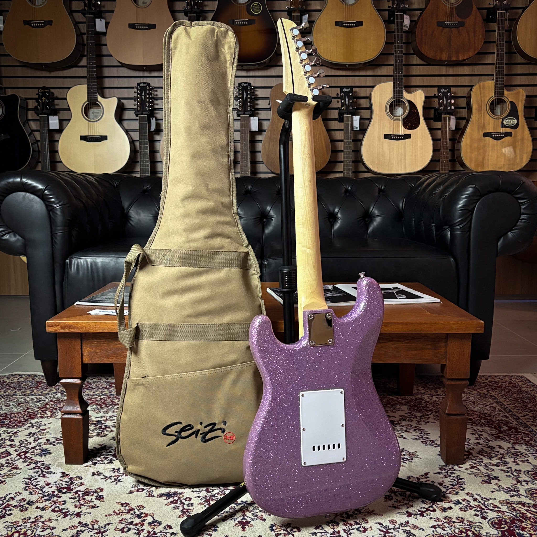 Guitarra Seizi Fun Katana Musashi HSS Purple Sparkle Maple c/ Bag
