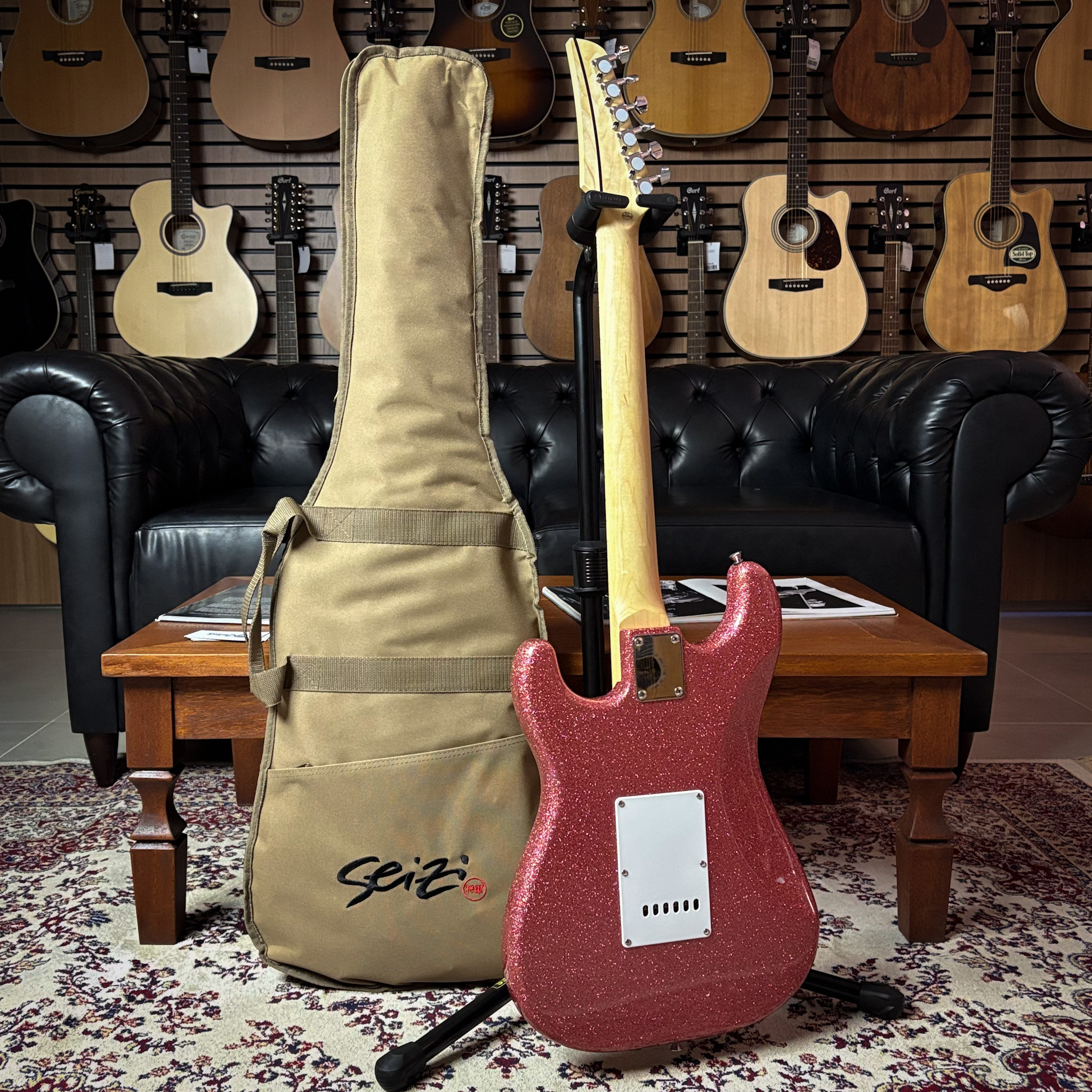 Guitarra Seizi Fun Katana Musashi HSS Rose Gold Sparkle Maple c