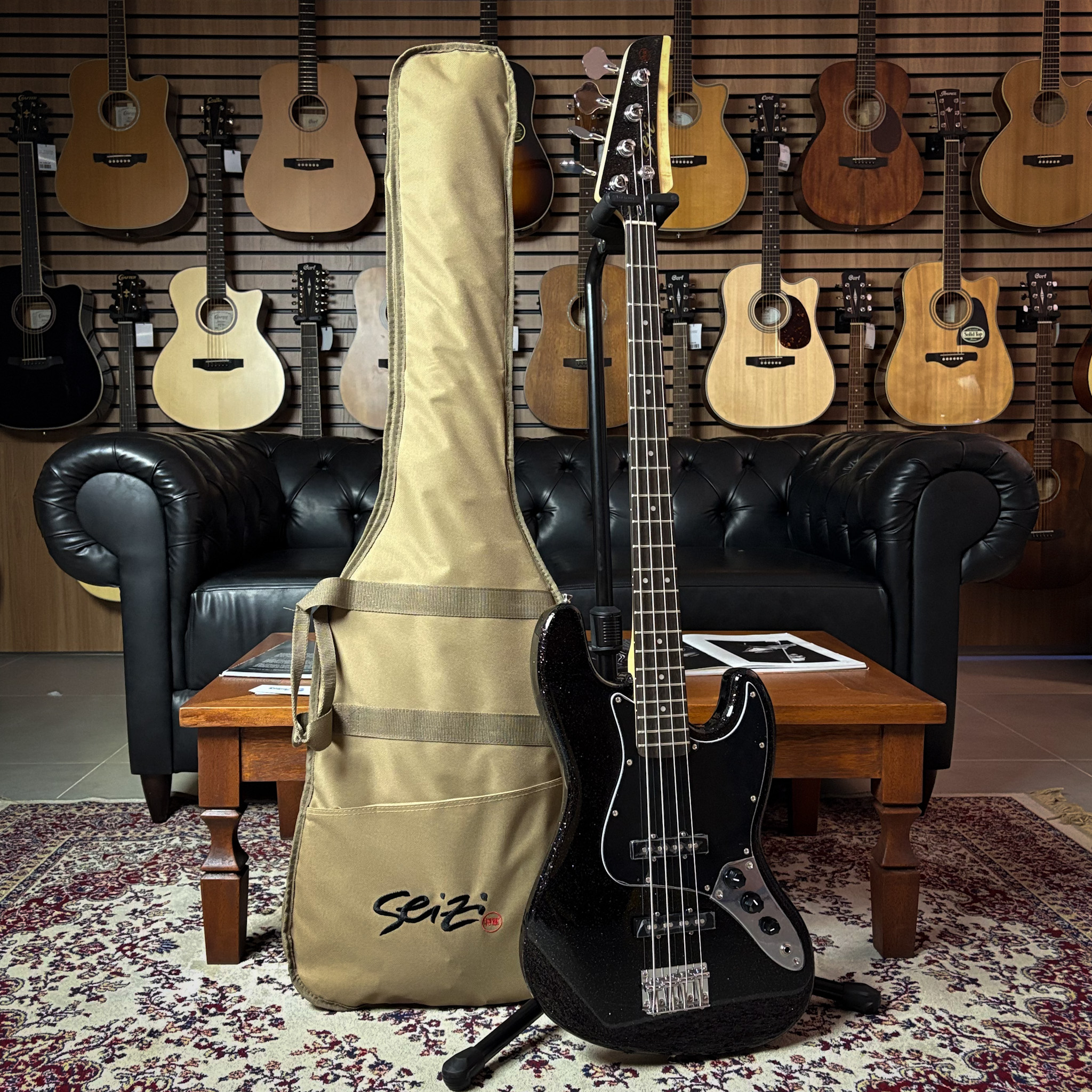 jazzuページ Contrabaixo Seizi Jazu (JB) 4 – Black – Seizi Guitars