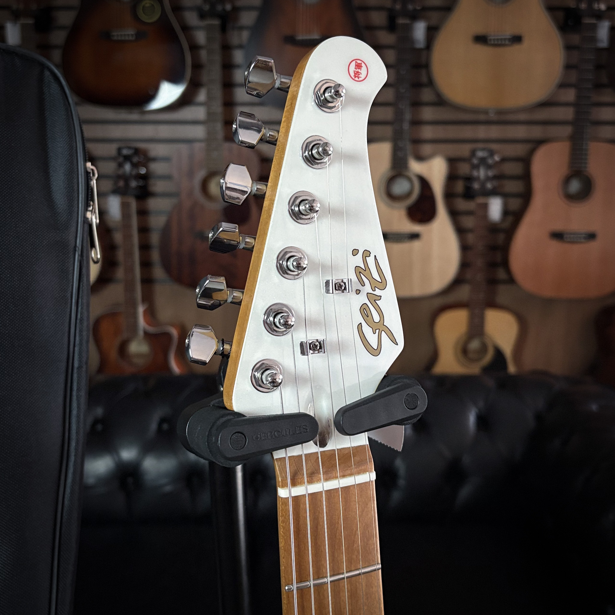 Guitarra Seizi Vintage Budokan Multi Smart Pearl White - c