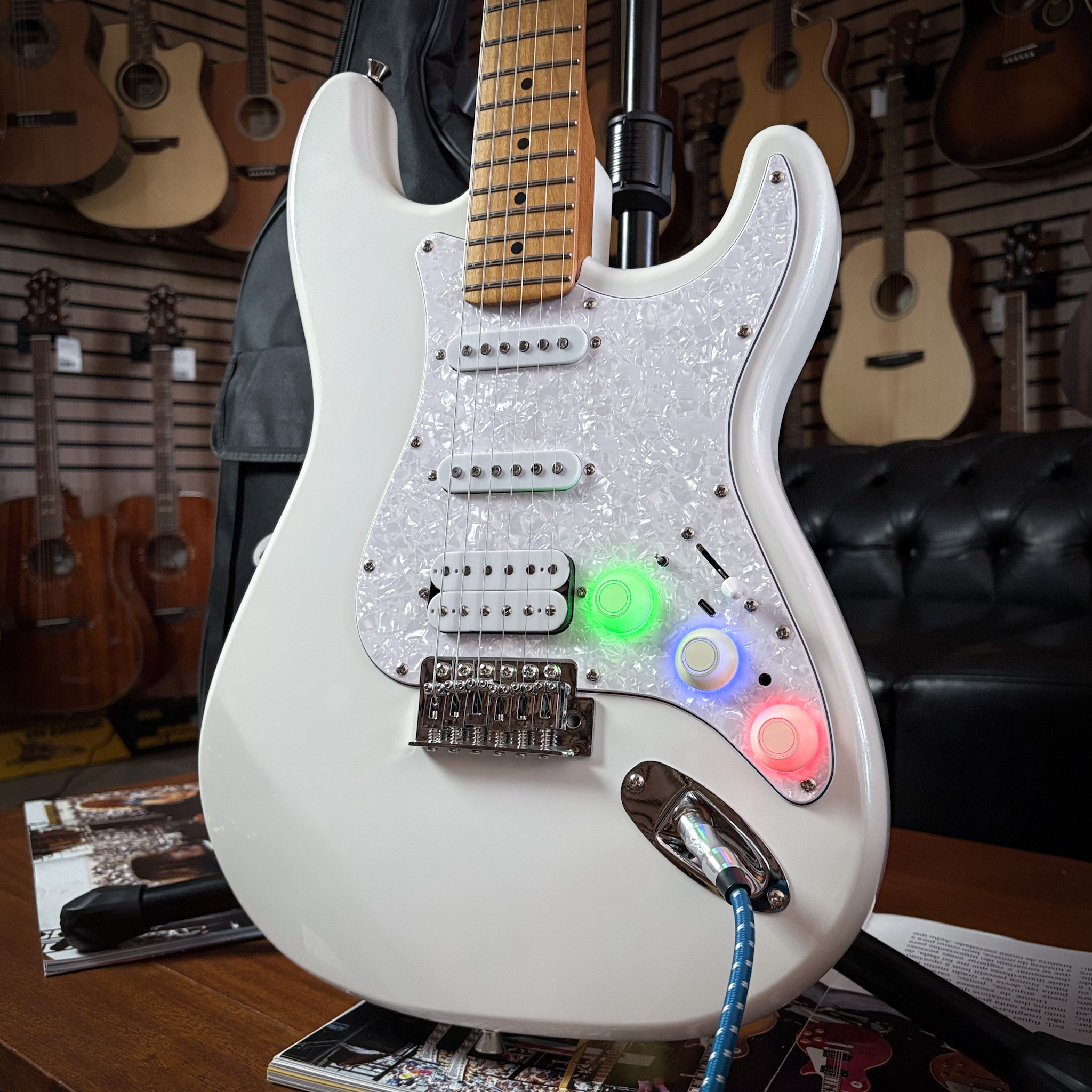 Guitarra Seizi Vintage Budokan Multi Smart Pearl White - c