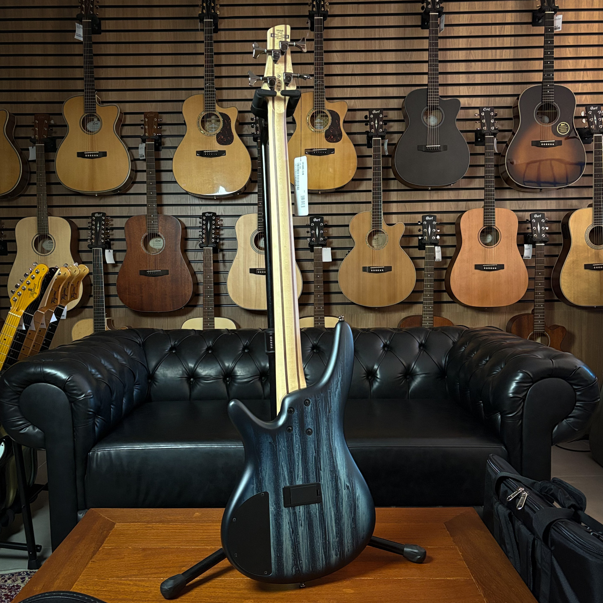 Baixo 4 Cordas Ibanez SR300E-SVM Sky Veil Matte - SR Series