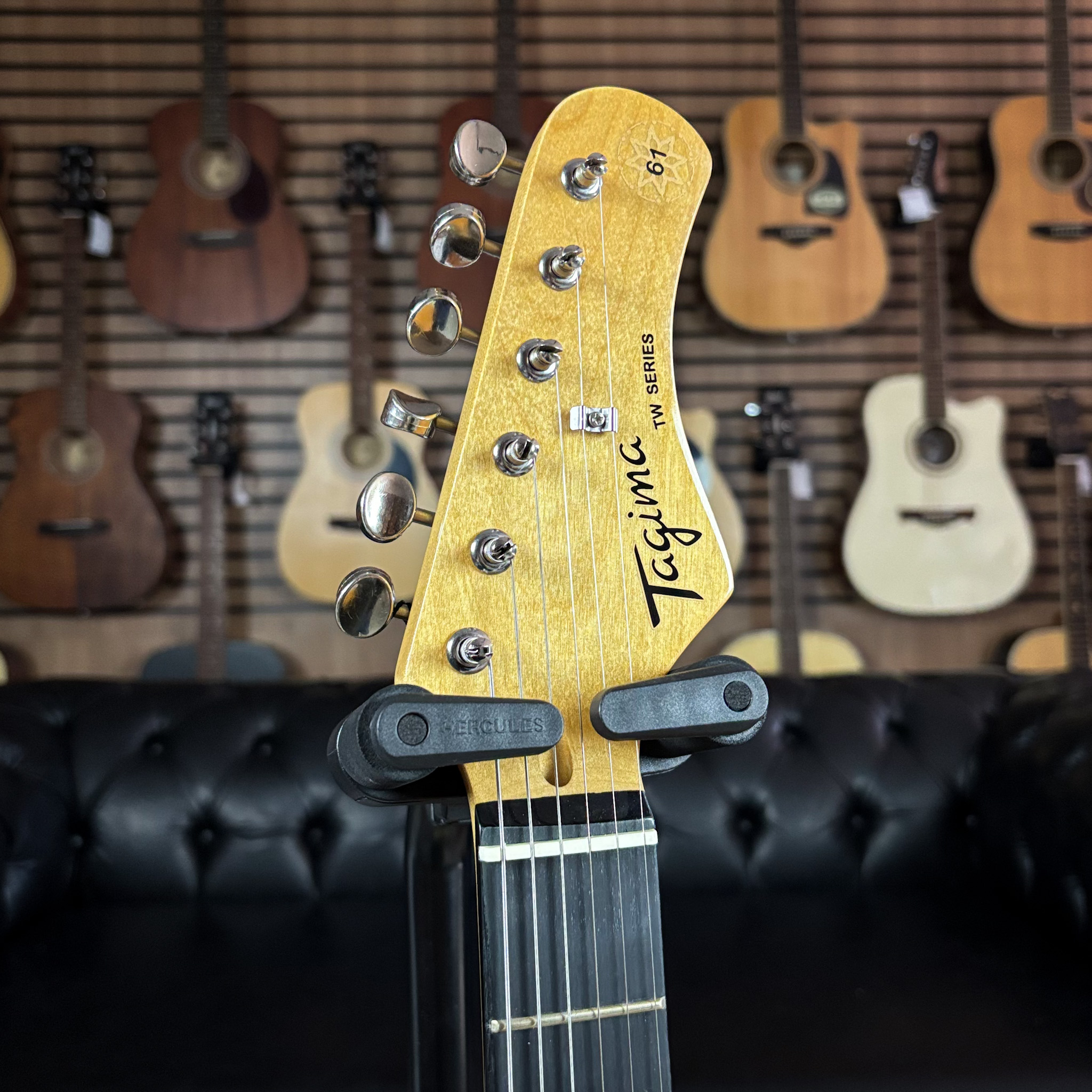 Guitarra Tagima TW-61 Jazzmaster Olympic White DF/TT - Guitar Shop