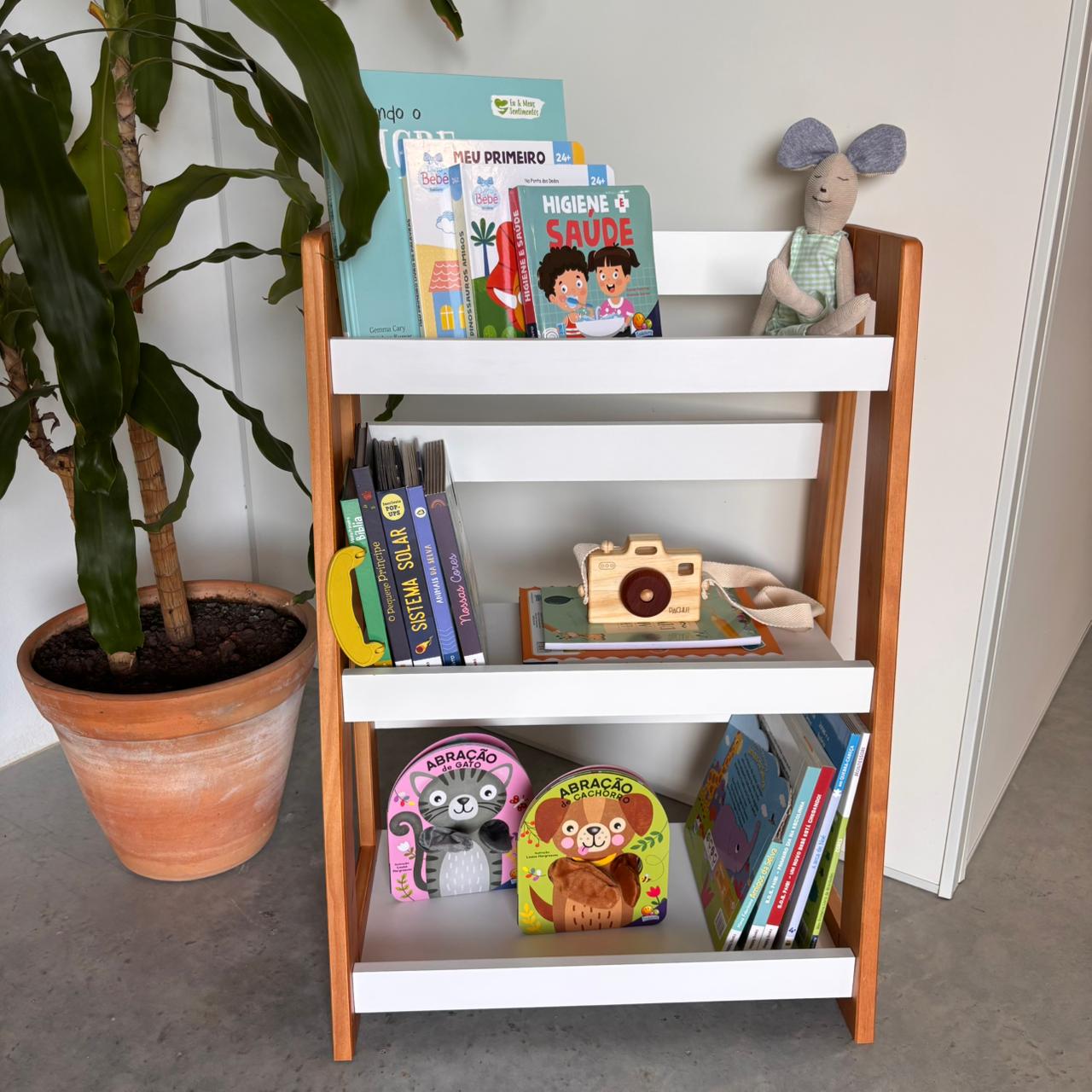 Estante Porta Livros de Chão Branca