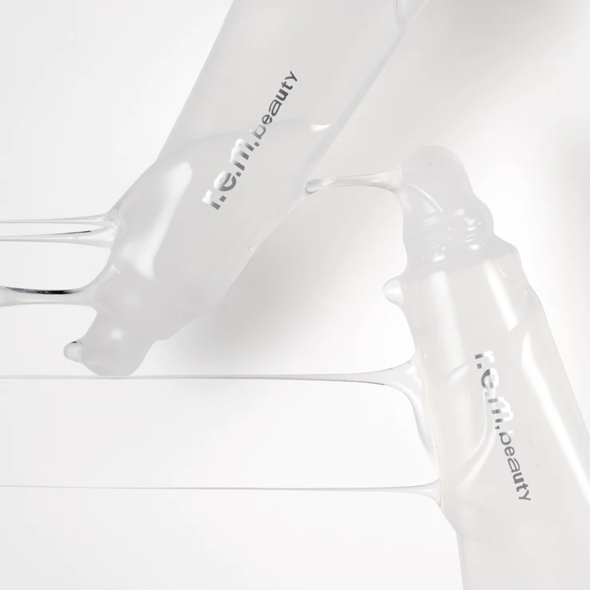 Gloss R.E.M. Beauty Jumbo Utmost Importance Plumping Lip Gloss