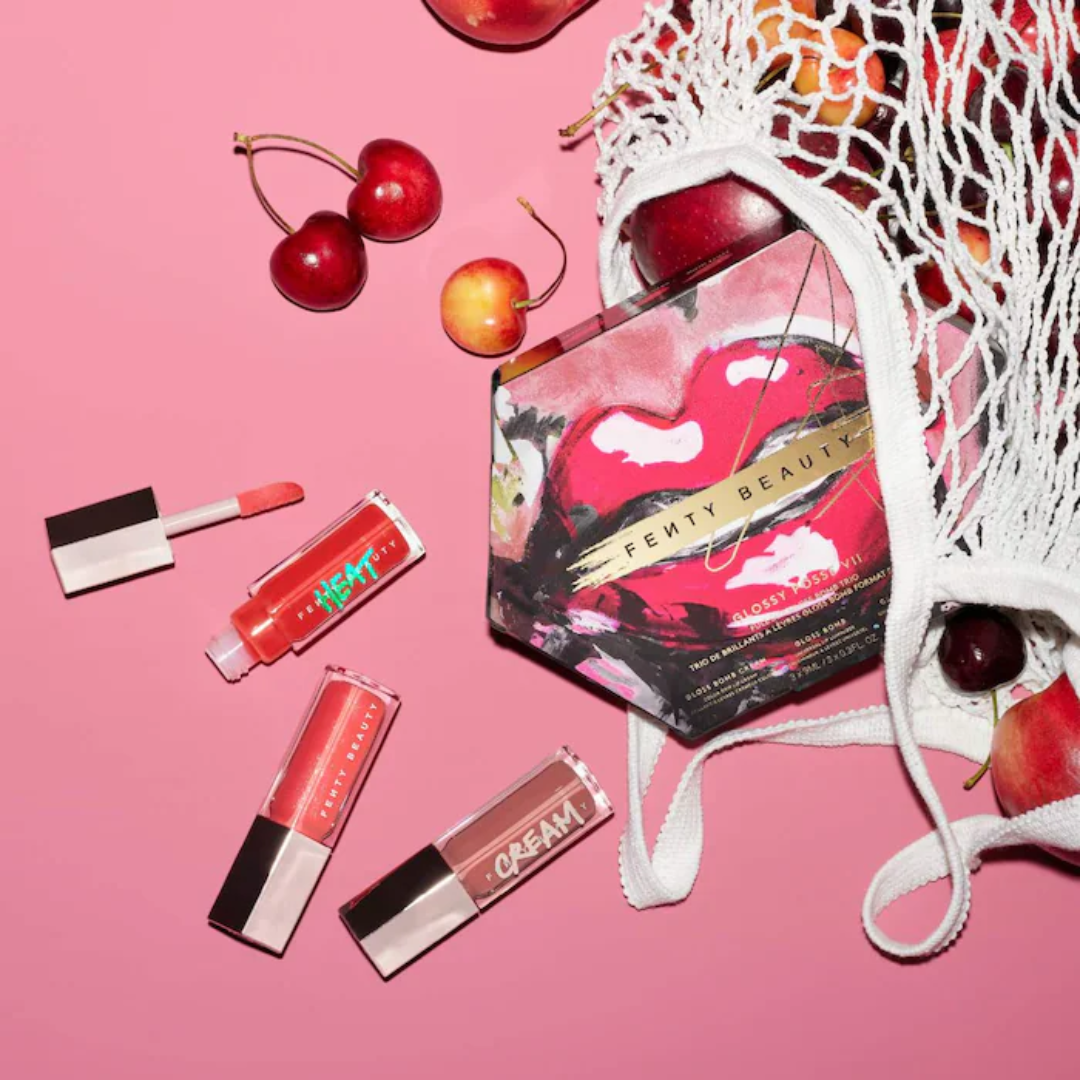 【日本未発売新品未使用】fenty beauty GLOSSY POSSE Trio de Glosses Fenty Beauty Glossy Posse VII Full-Size Gloss Bomb