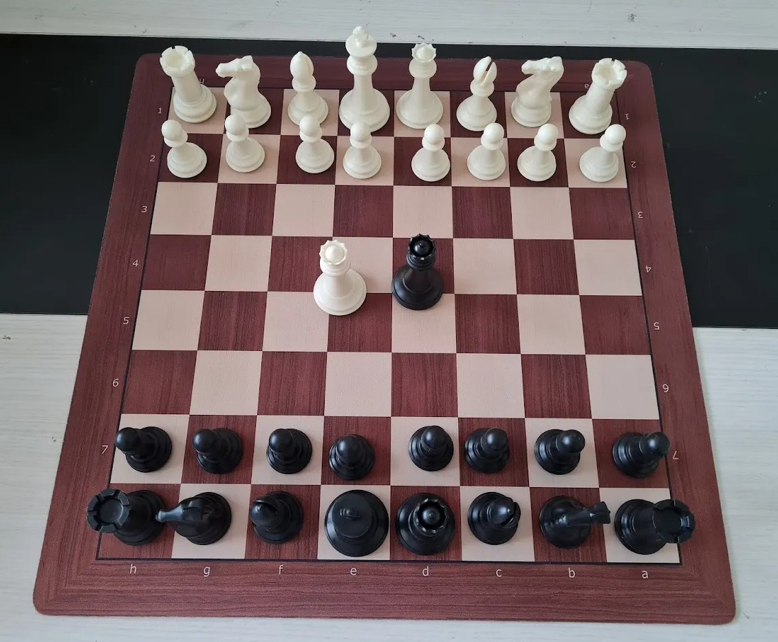 Jogo de xadrez Staunton em madeira