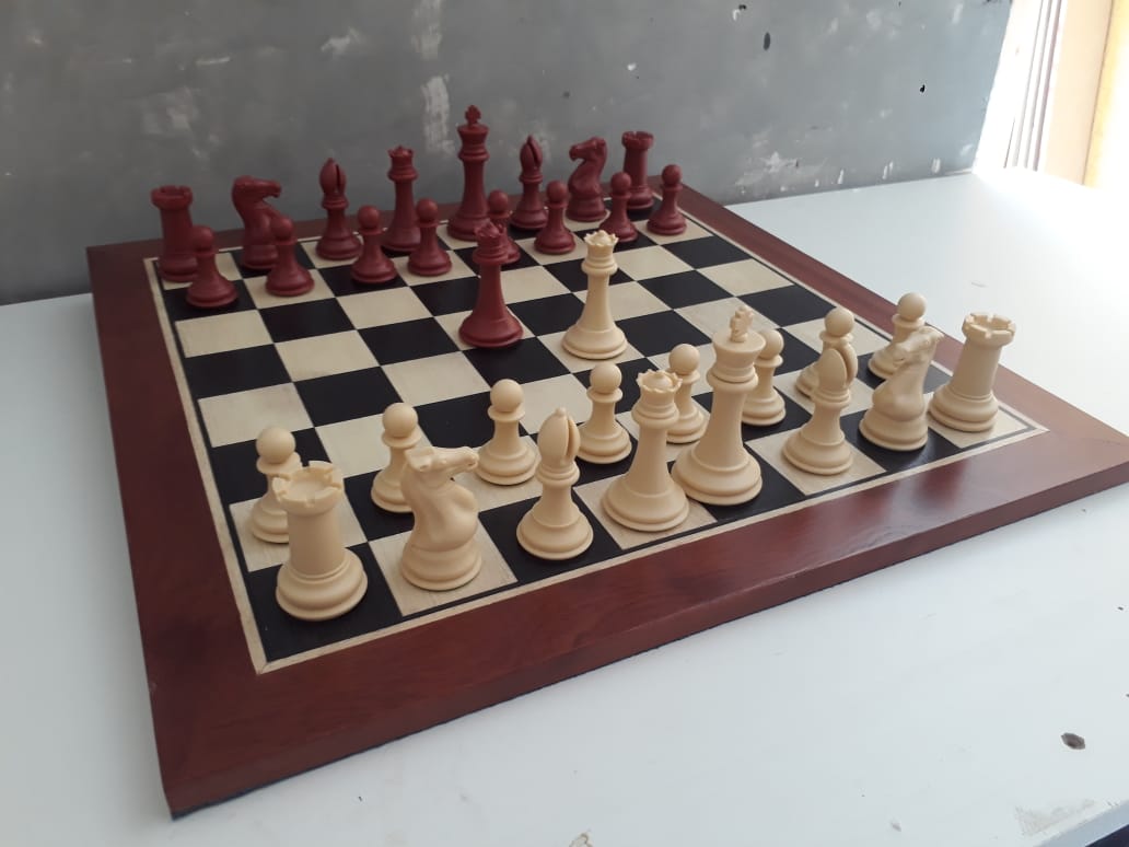 Tabuleiro de Xadrez Flowchess Marchetaria: Escolha com ou sem peças [Sob  Encomenda: Envio em 20 dias] - A lojinha de xadrez que virou mania nacional!