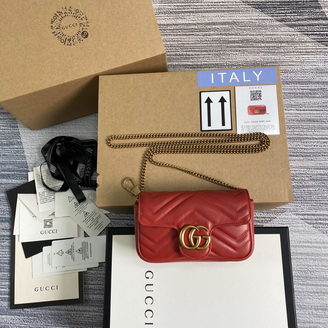 BOLSA GUCCI MARMONT MATELASSE SUPER MINI