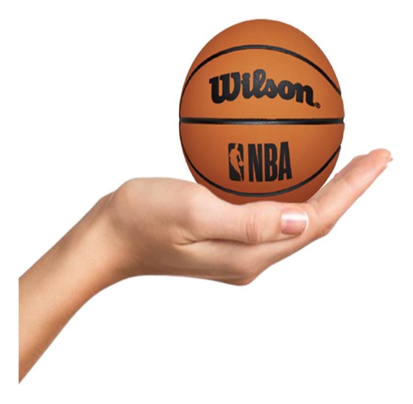 Mini Bola Basquete Wilson NBA WTB1100PDQNB - Marrom/Marrom