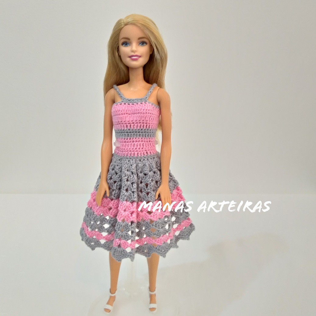 Roupas para boneca Barbie Curvy em crochê - Manas Arteiras