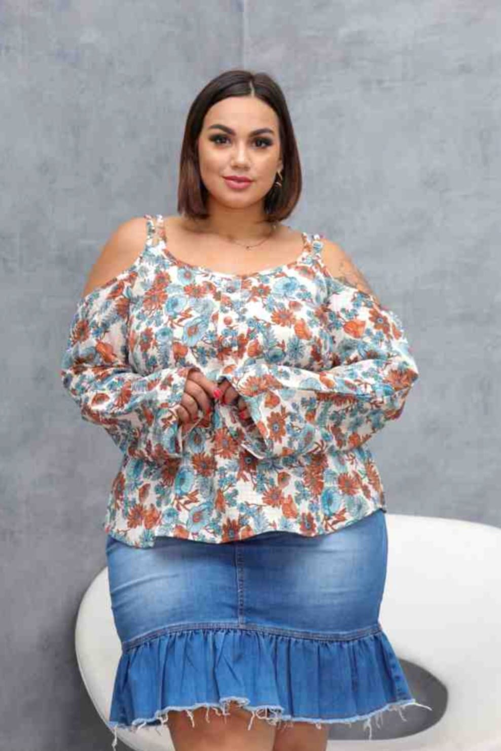 Blusa ciganinha jeans plus cheap size