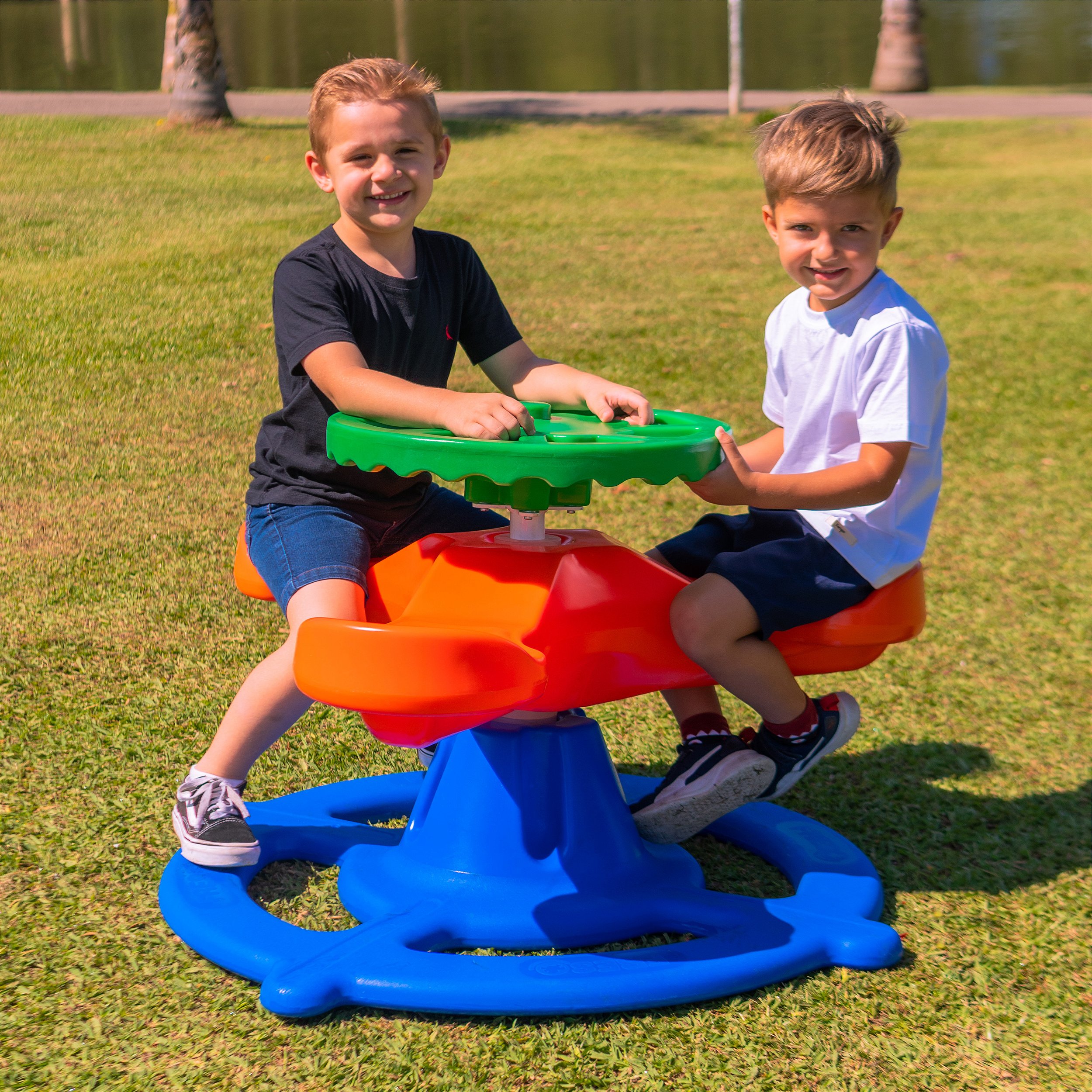 Brinquedo Gira Gira Infantil de Plástico 3 Lugares Freso - Freso - Loja ...